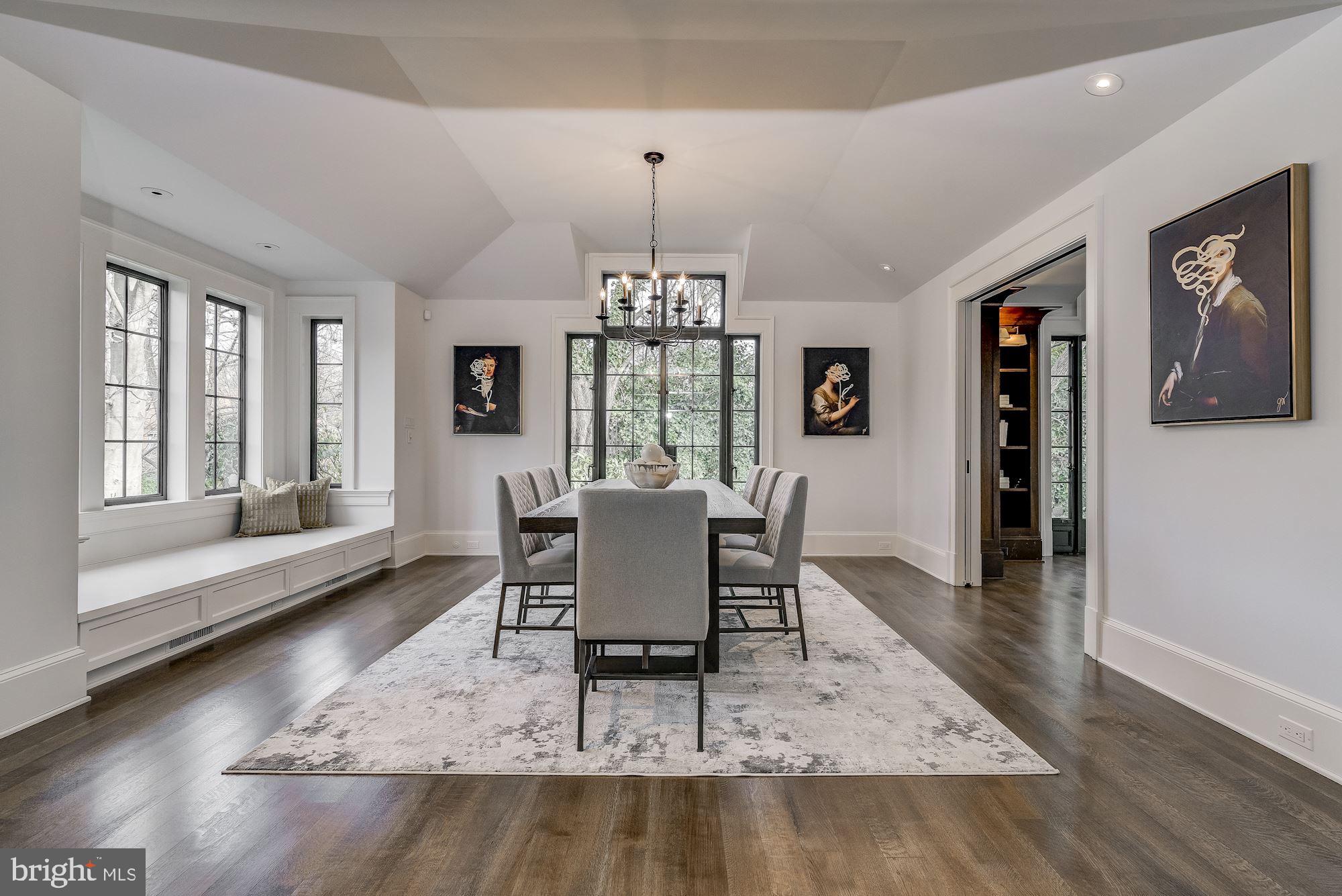 SPRING VALLEY - Residential