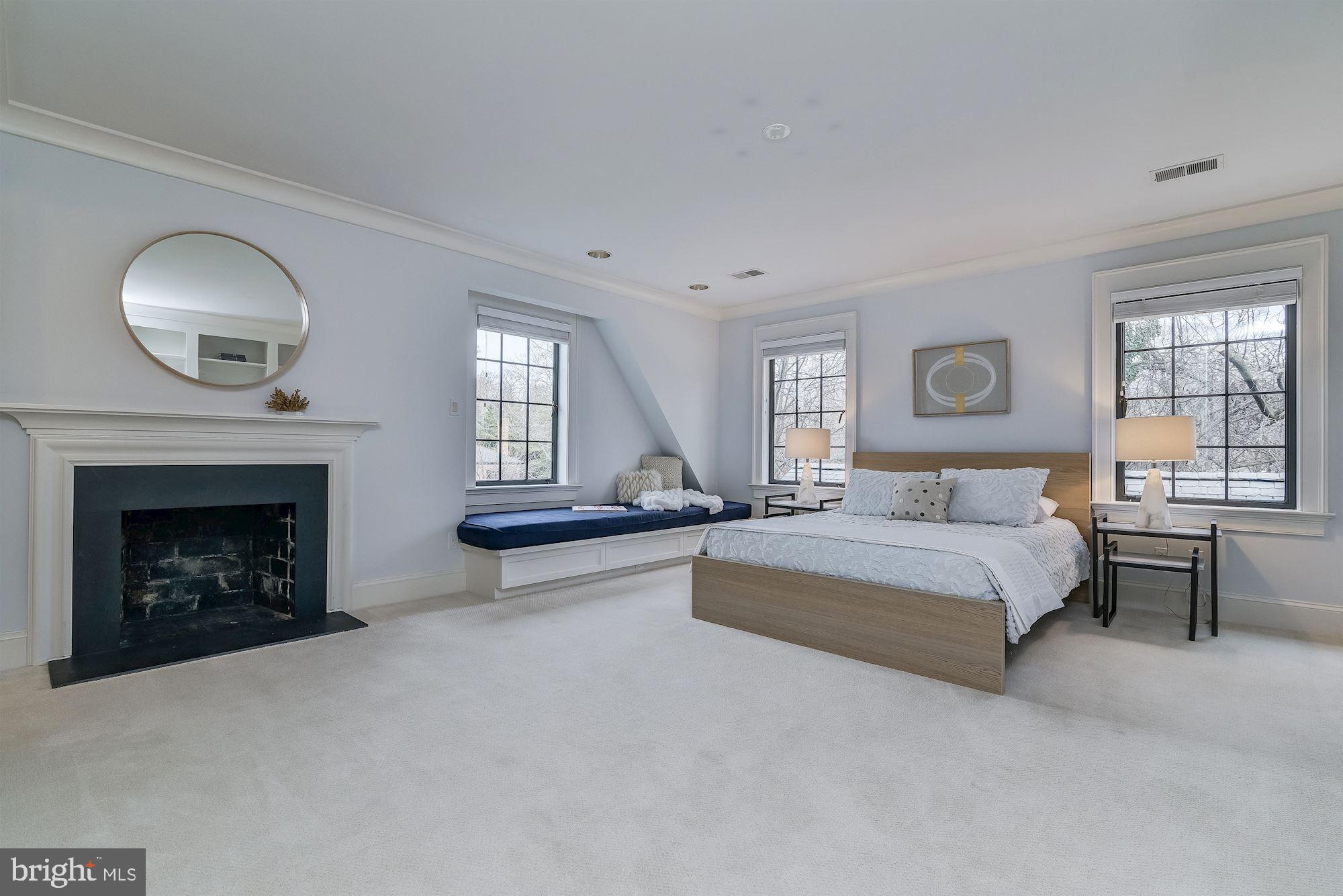 SPRING VALLEY - Residential