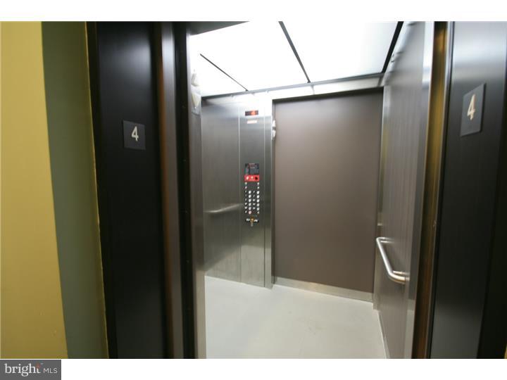 TEMPLE UNIVERSITY - Residential Lease