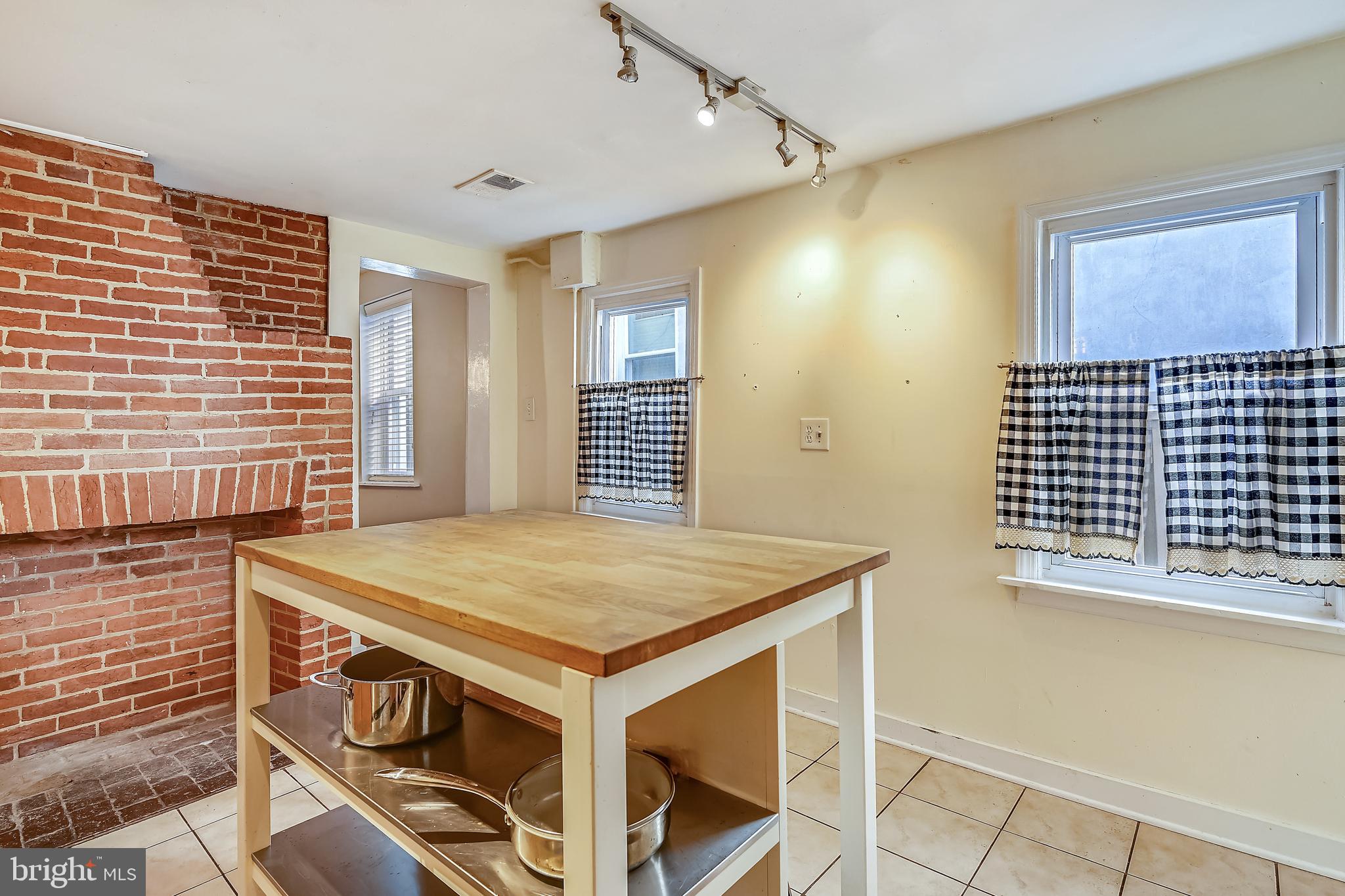 UPPER FELLS POINT - Residential