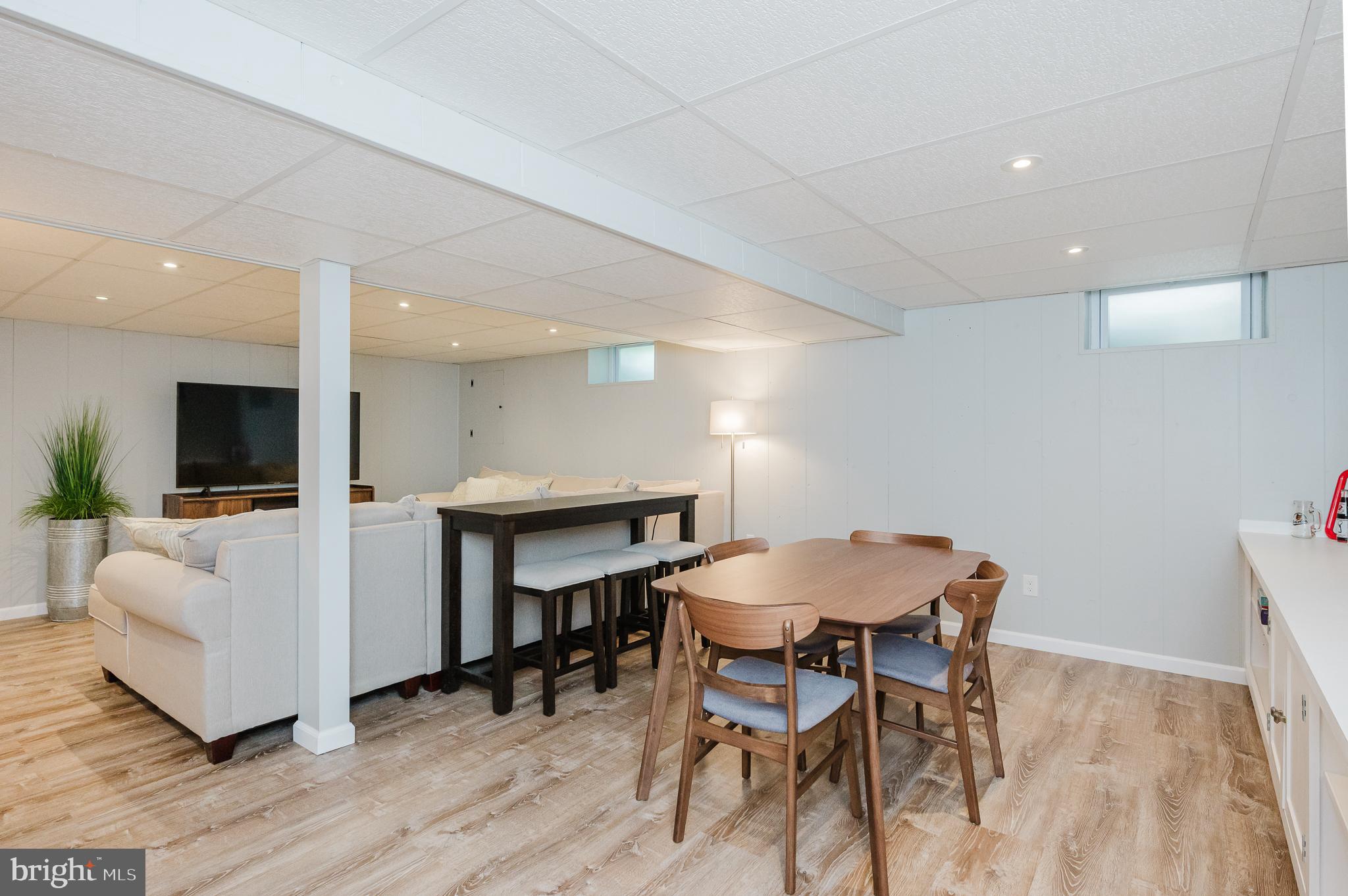 WEST RIDING - Residential