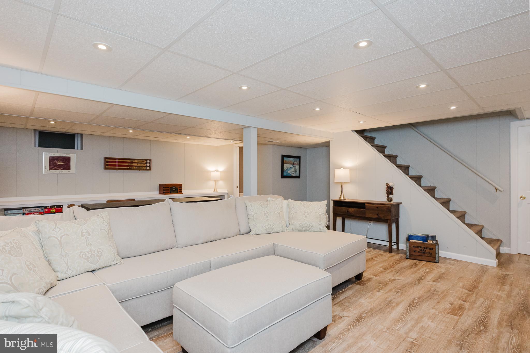 WEST RIDING - Residential
