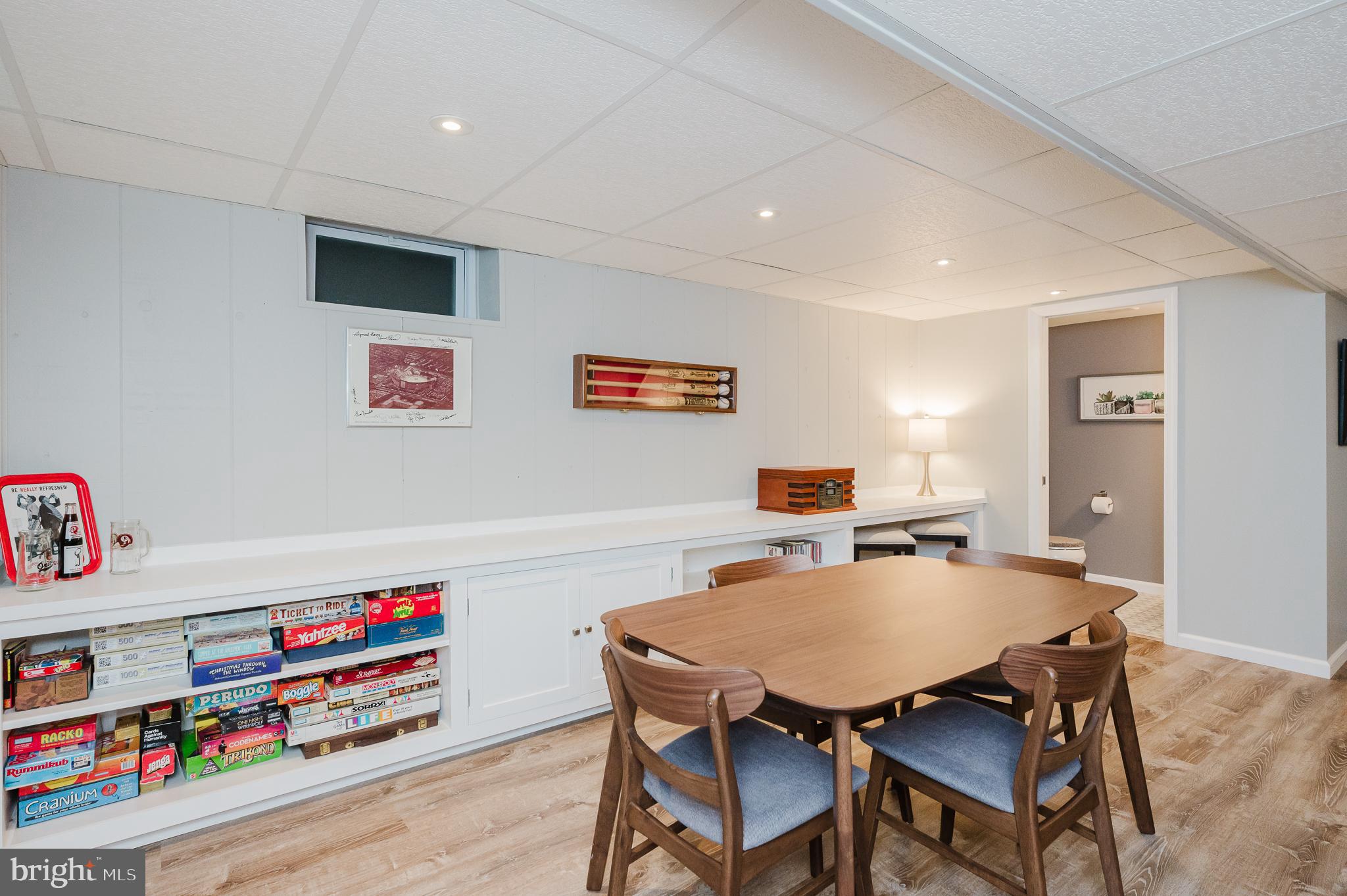 WEST RIDING - Residential