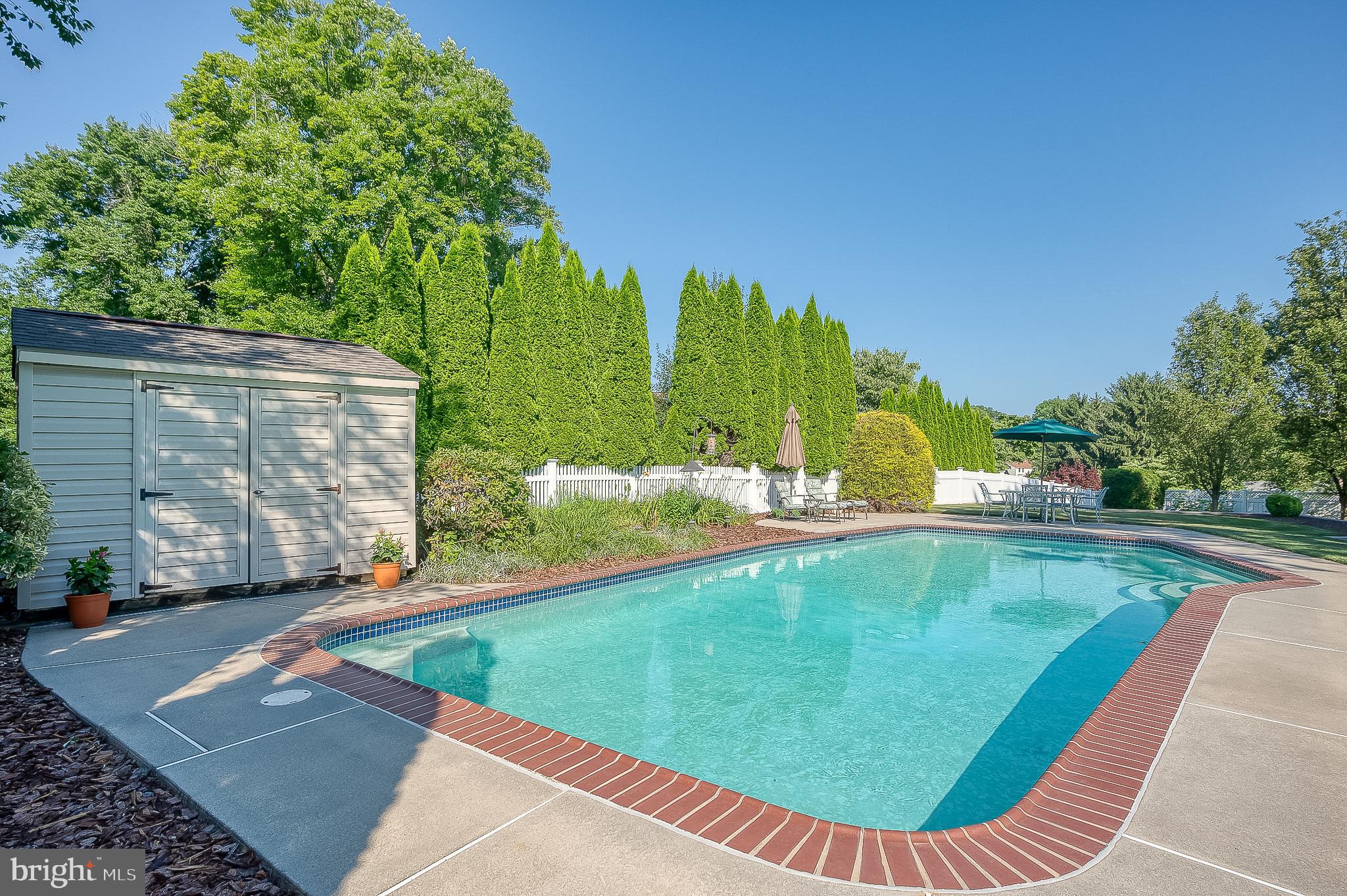 WEST RIDING - Residential