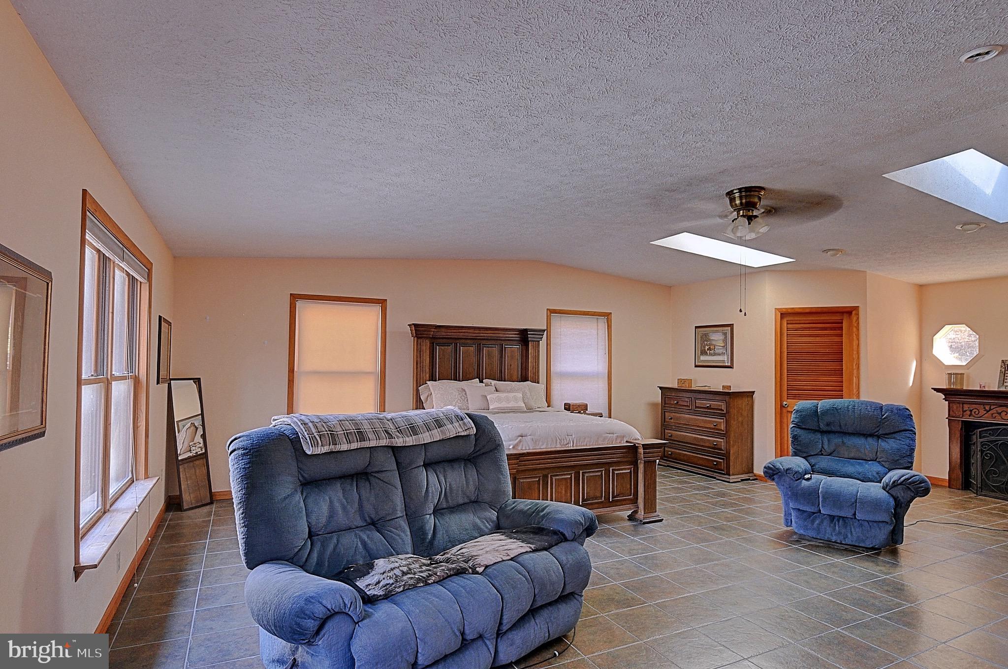 SUNDANCE MOUNTAIN - Residential