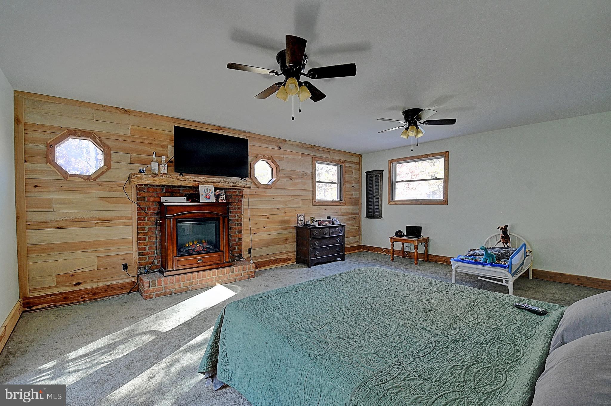 SUNDANCE MOUNTAIN - Residential