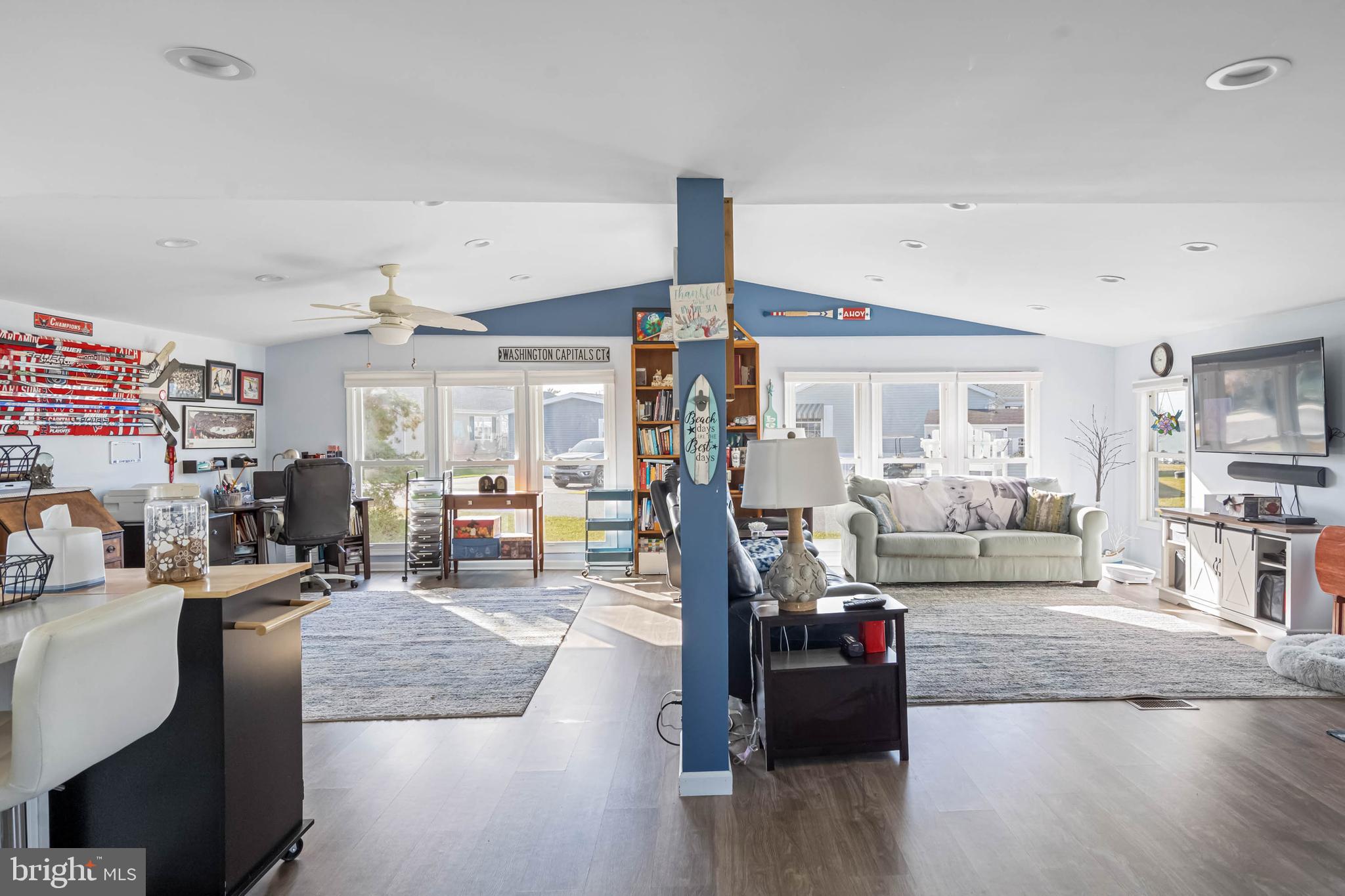 35977 BAY DRIVE 18413