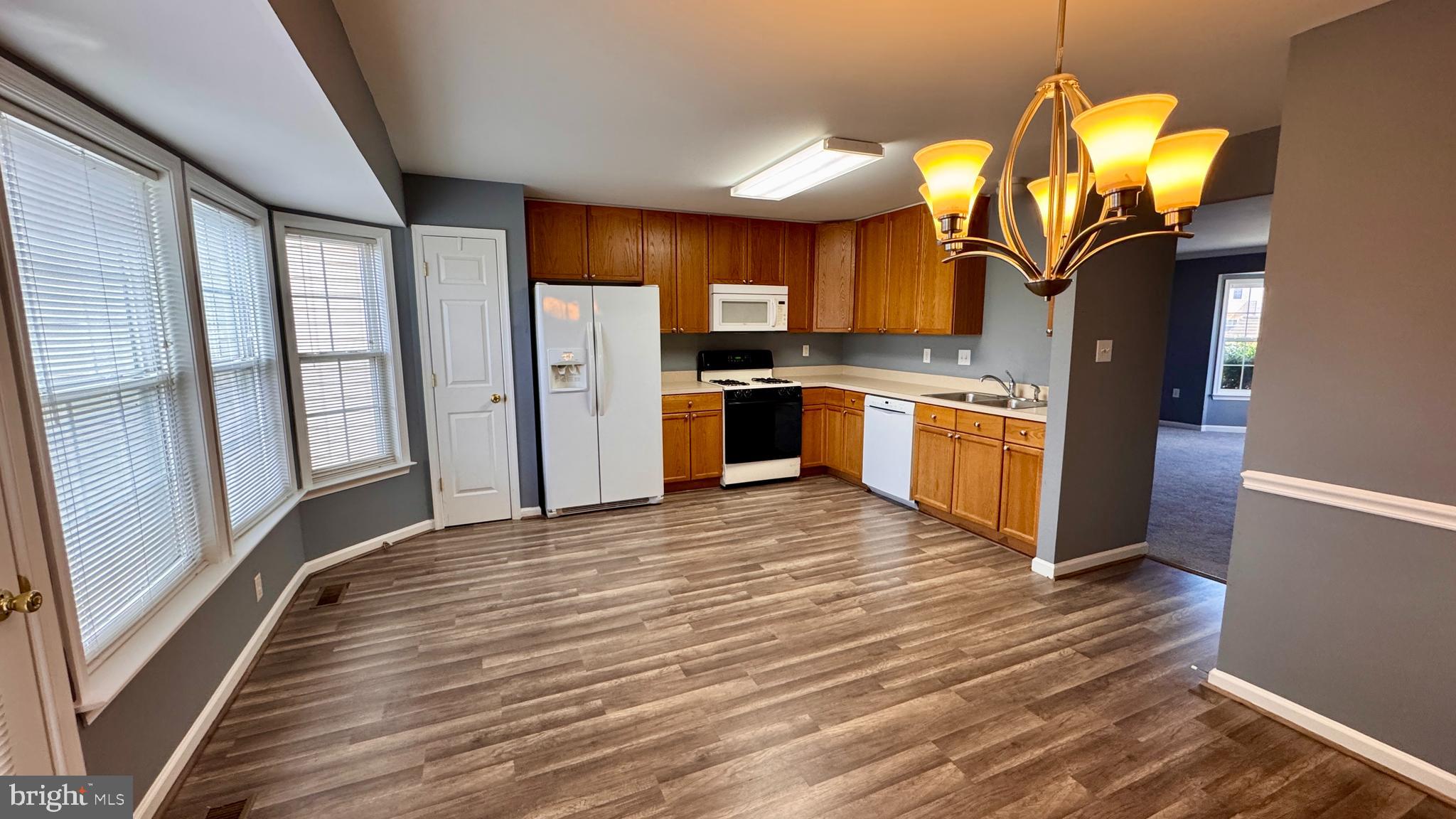 FAIRWAYS AT STONEBRIDGE - Residential