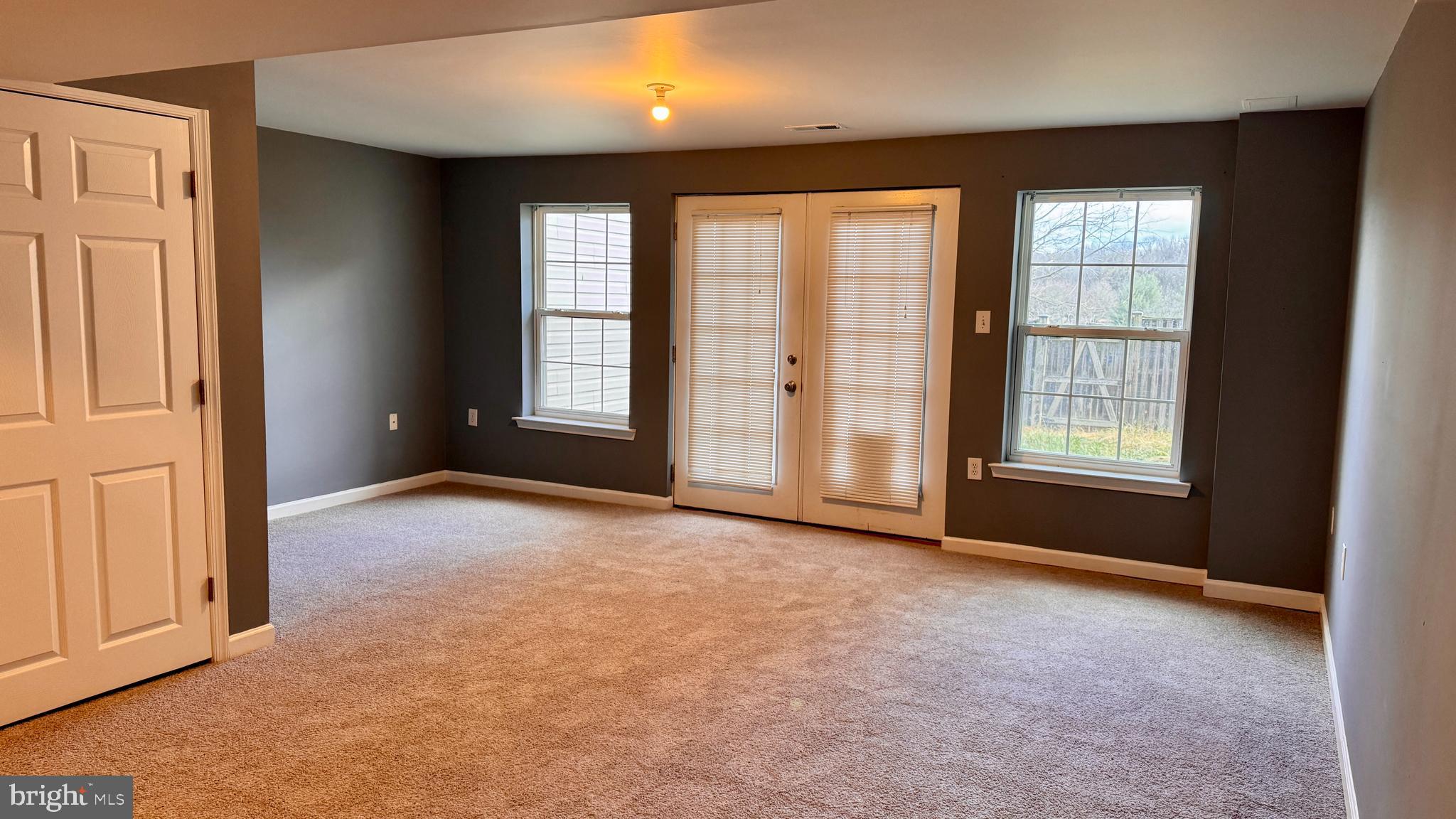 FAIRWAYS AT STONEBRIDGE - Residential