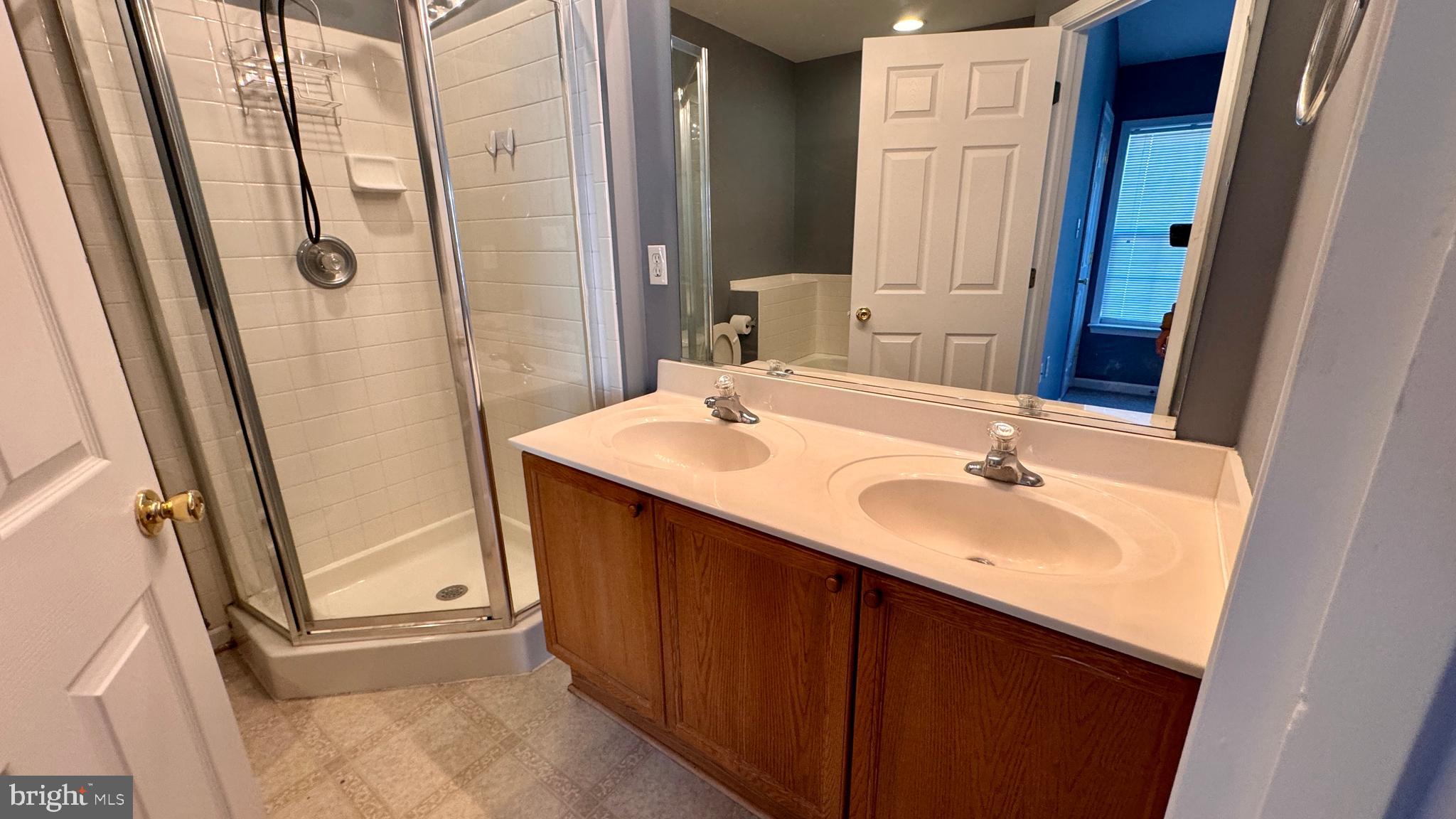 FAIRWAYS AT STONEBRIDGE - Residential