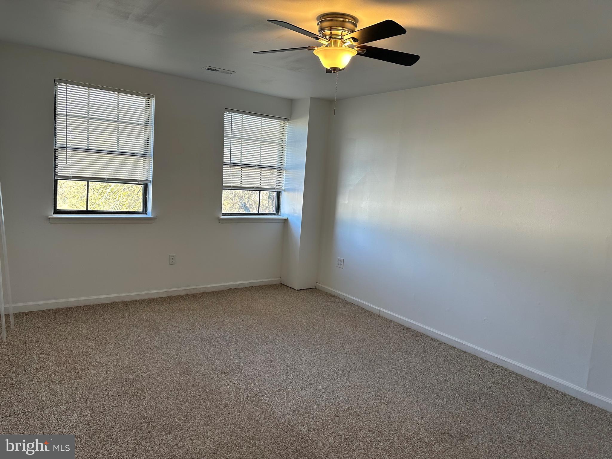 SAW MILL RUN - Residential Lease