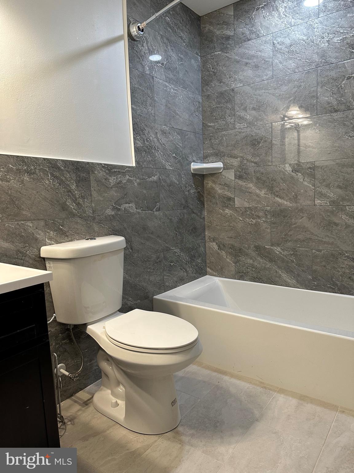 SAW MILL RUN - Residential Lease