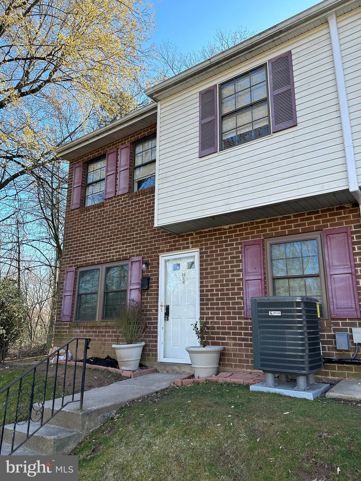 SAW MILL RUN - Residential Lease