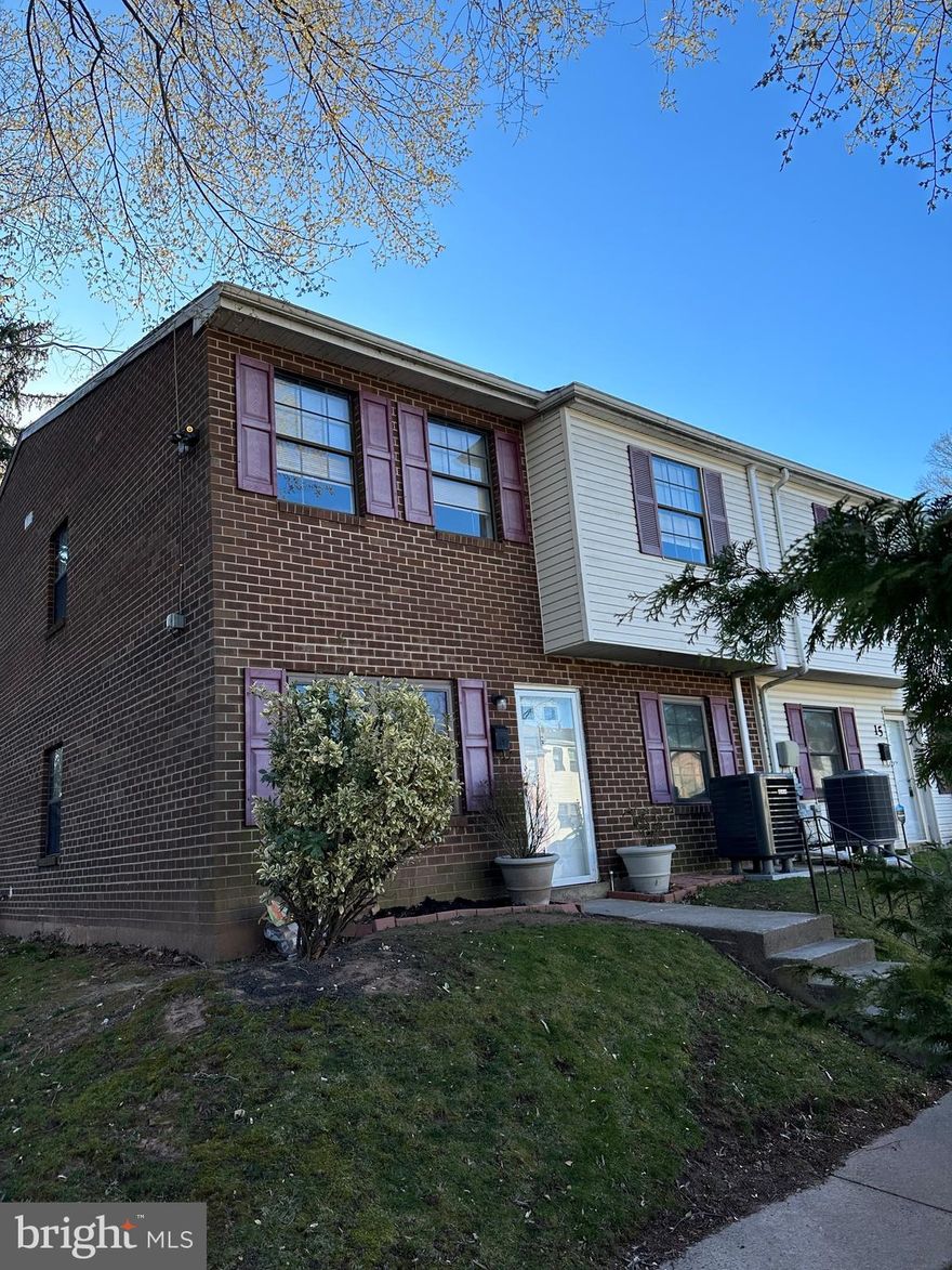 Beautifully Renovated Sawmill Run Road Condominium
Nestled just off the 1400 block of Arch Street, this recently renovated condominium offers modern comfort in a prime location. The first floor welcomes you with a spacious living room, separate dining area, and a stunning kitchen featuring marble countertops. A convenient half-bathroom completes the main level.
Upstairs, you’ll find two nice sized bedrooms, a remodeled bathroom with elegant marble tile shower and tub, plus the convenience of second-floor laundry. Enjoy year-round comfort with brand-new central air and heating.
Located just minutes restaurants, shopping, and entertainment, this home is the perfect blend of style and convenience.
Tenant to pay $150 for utilities plus Peco