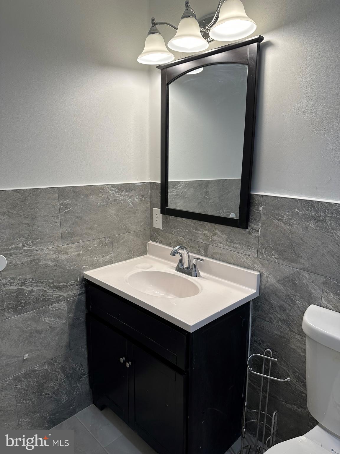 SAW MILL RUN - Residential Lease