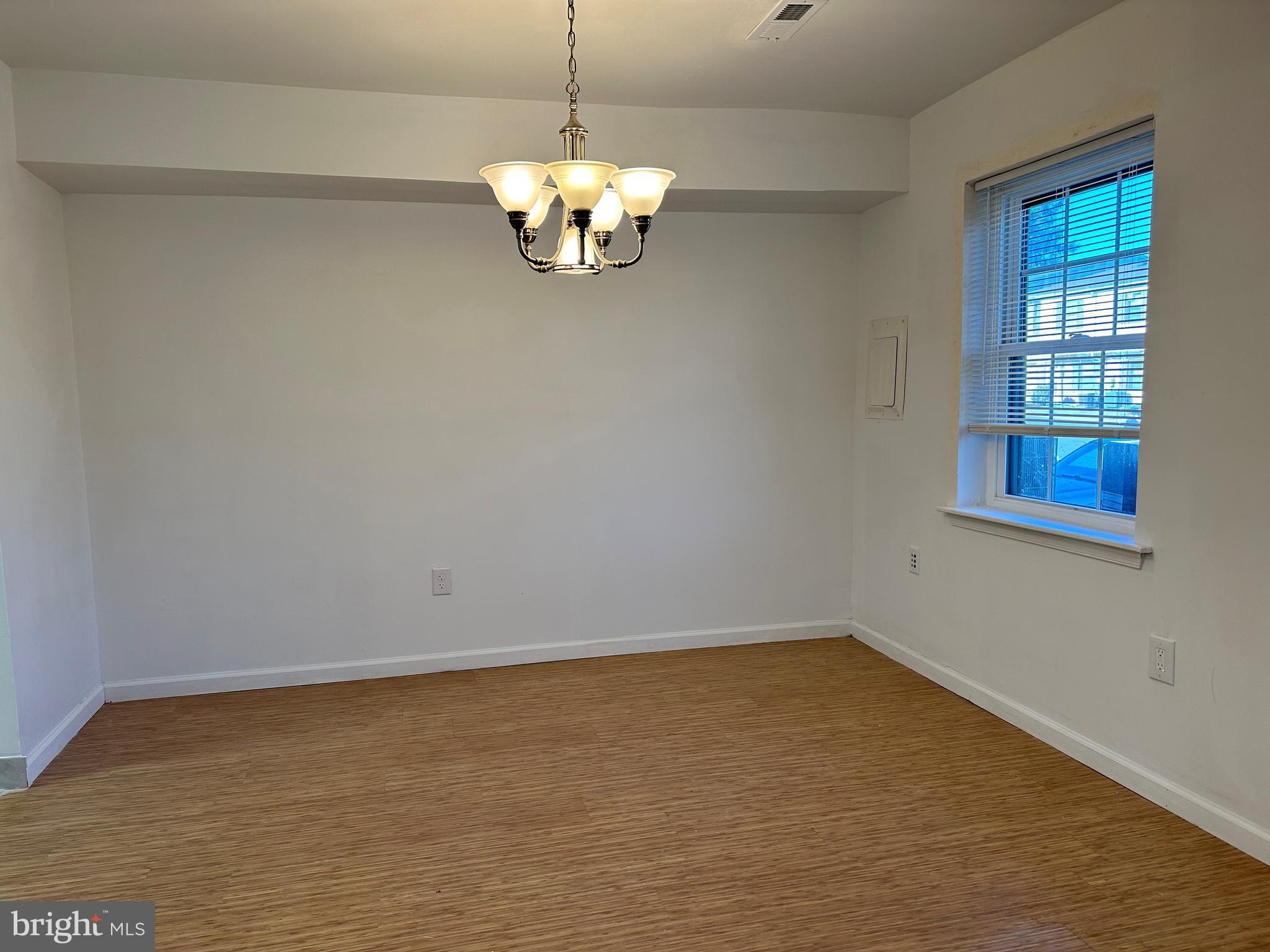 SAW MILL RUN - Residential Lease