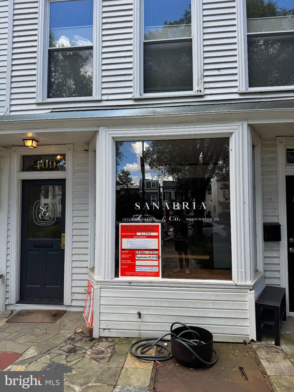 409 EAST CAPITOL STREET SE