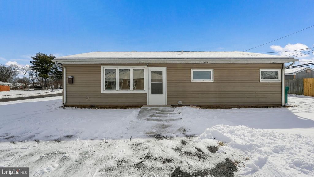 Photo of 11 Glenwood Lane, LEVITTOWN, PA 19055 (MLS # PABU2112762)