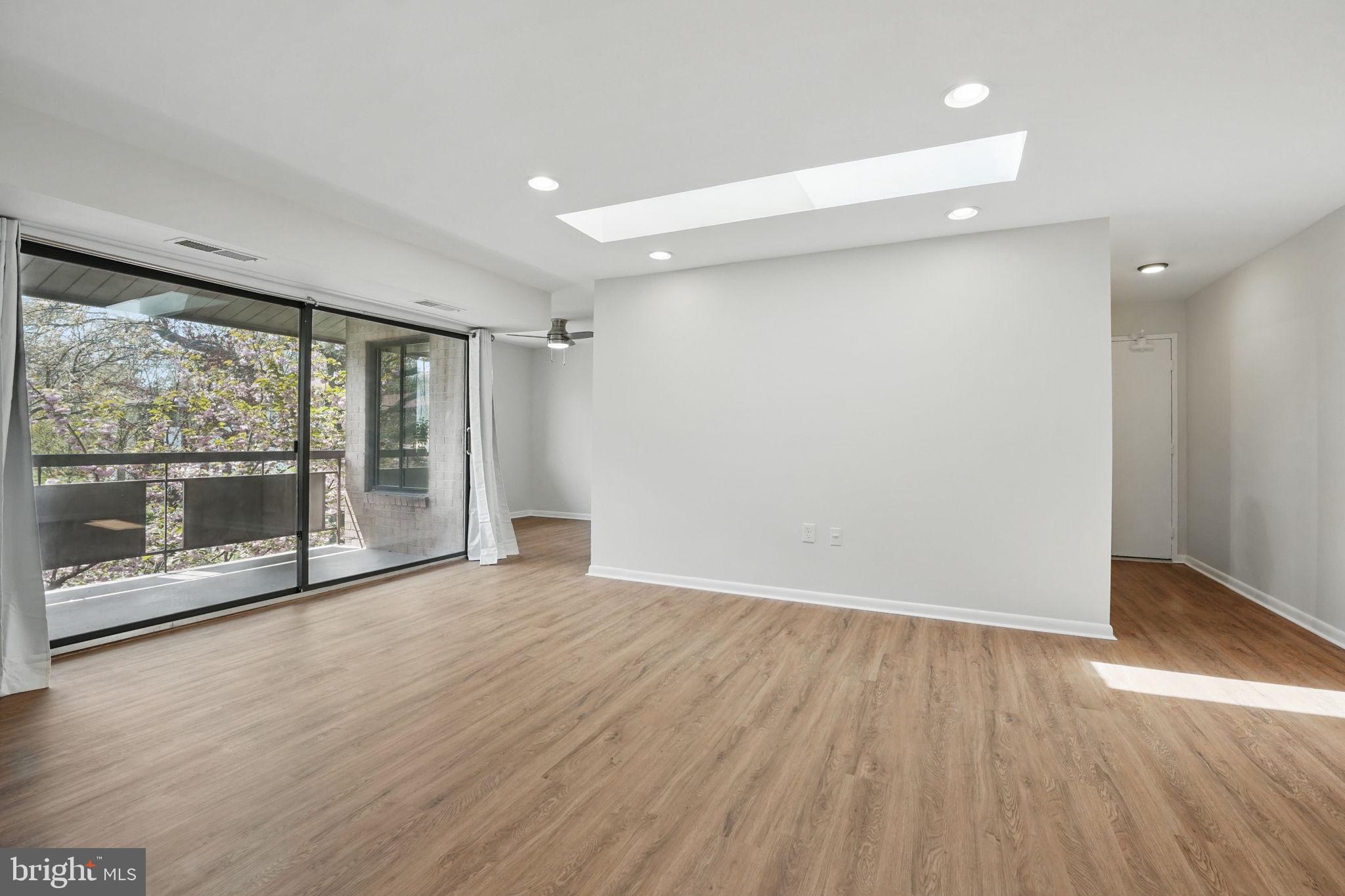 DOVER PARK - Residential