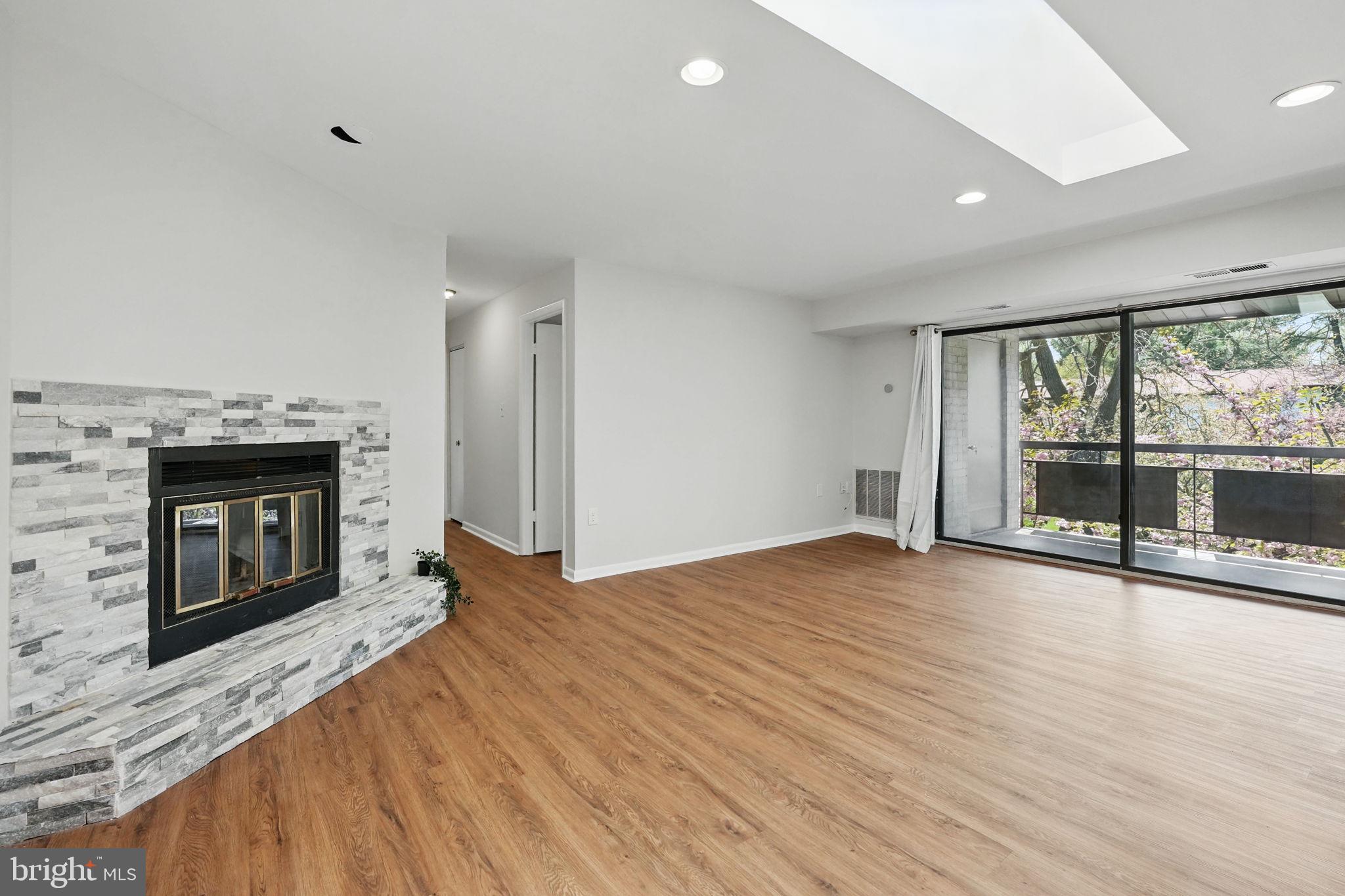 DOVER PARK - Residential