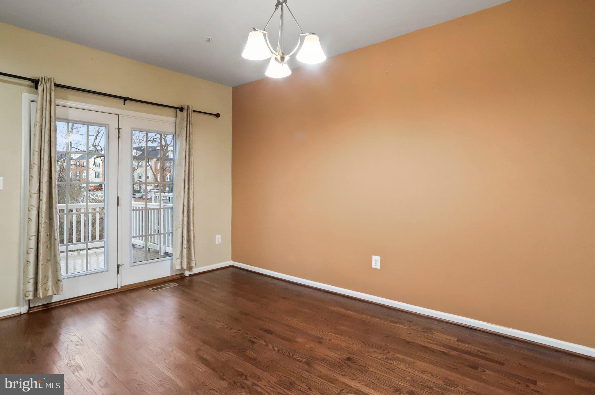 ELLICOTT CROSSING - Residential Lease