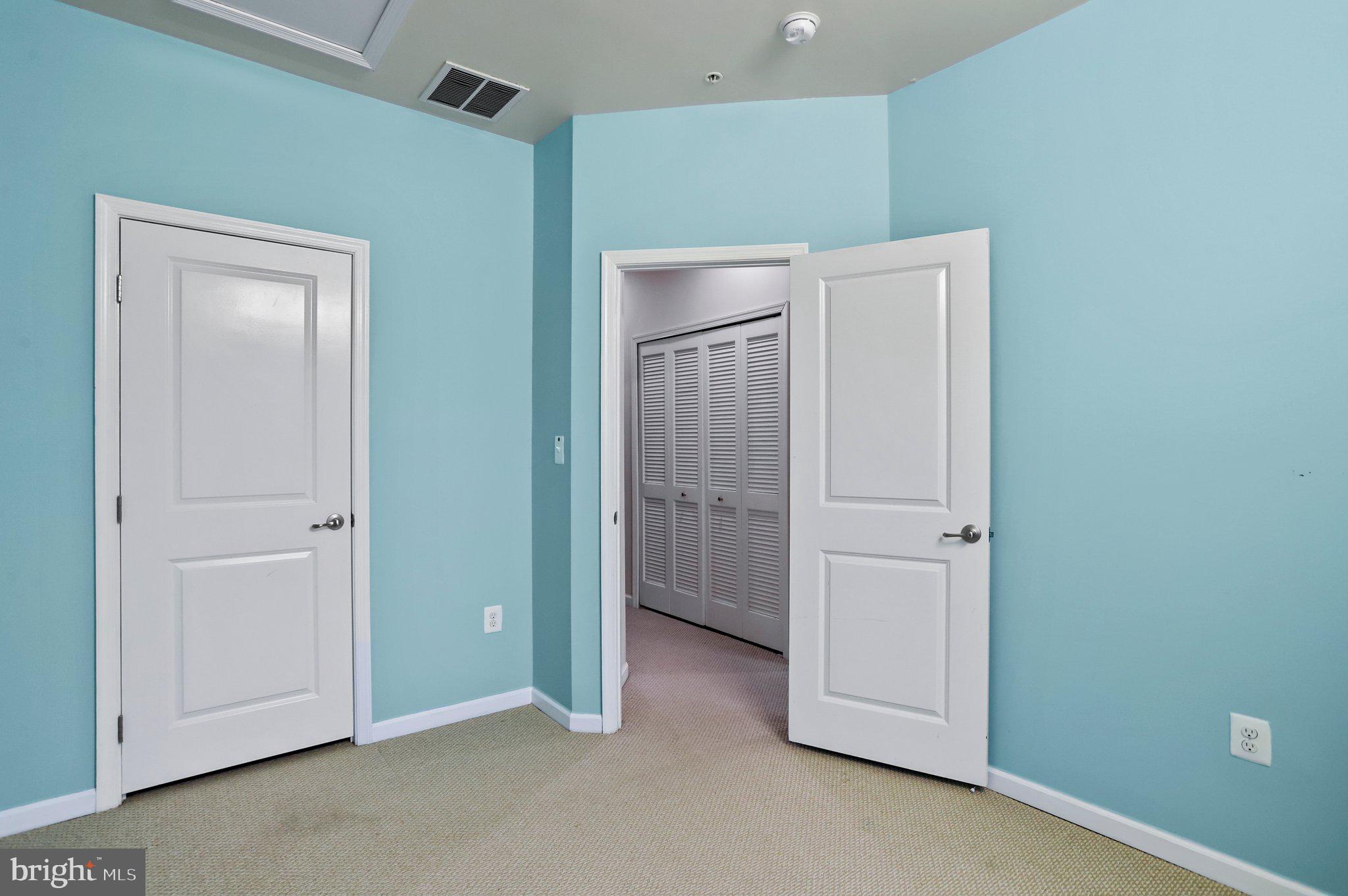 ELLICOTT CROSSING - Residential Lease