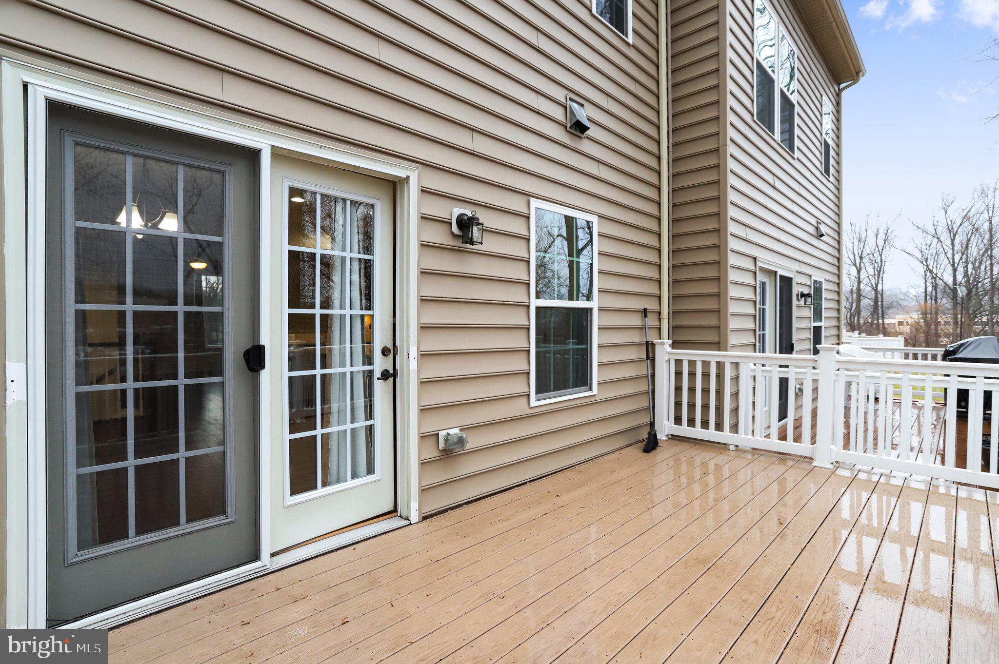 ELLICOTT CROSSING - Residential Lease