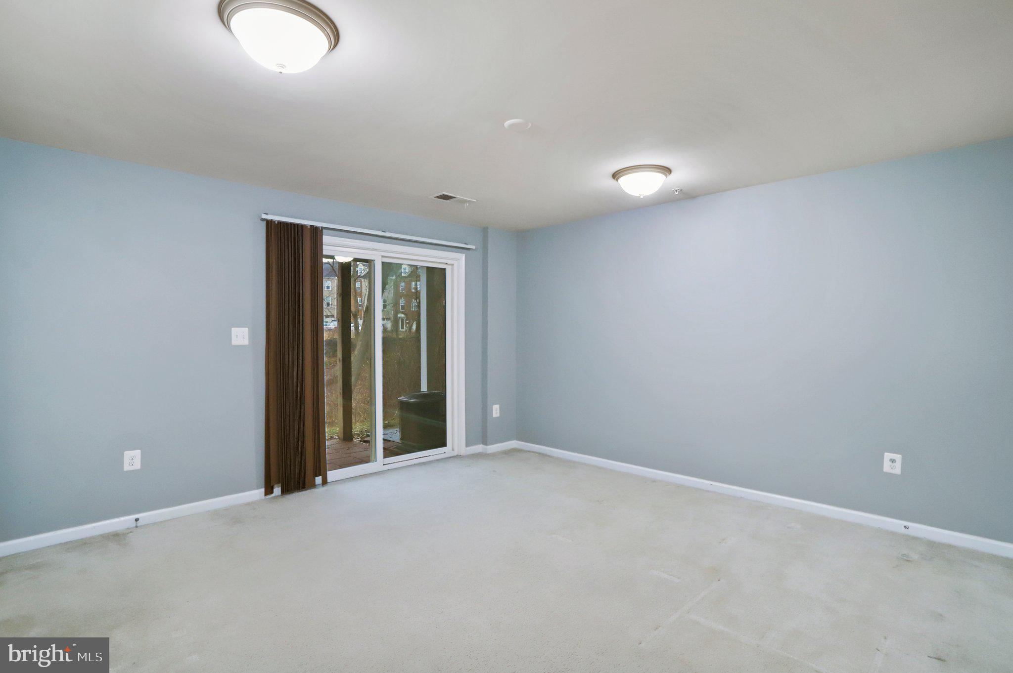 ELLICOTT CROSSING - Residential Lease