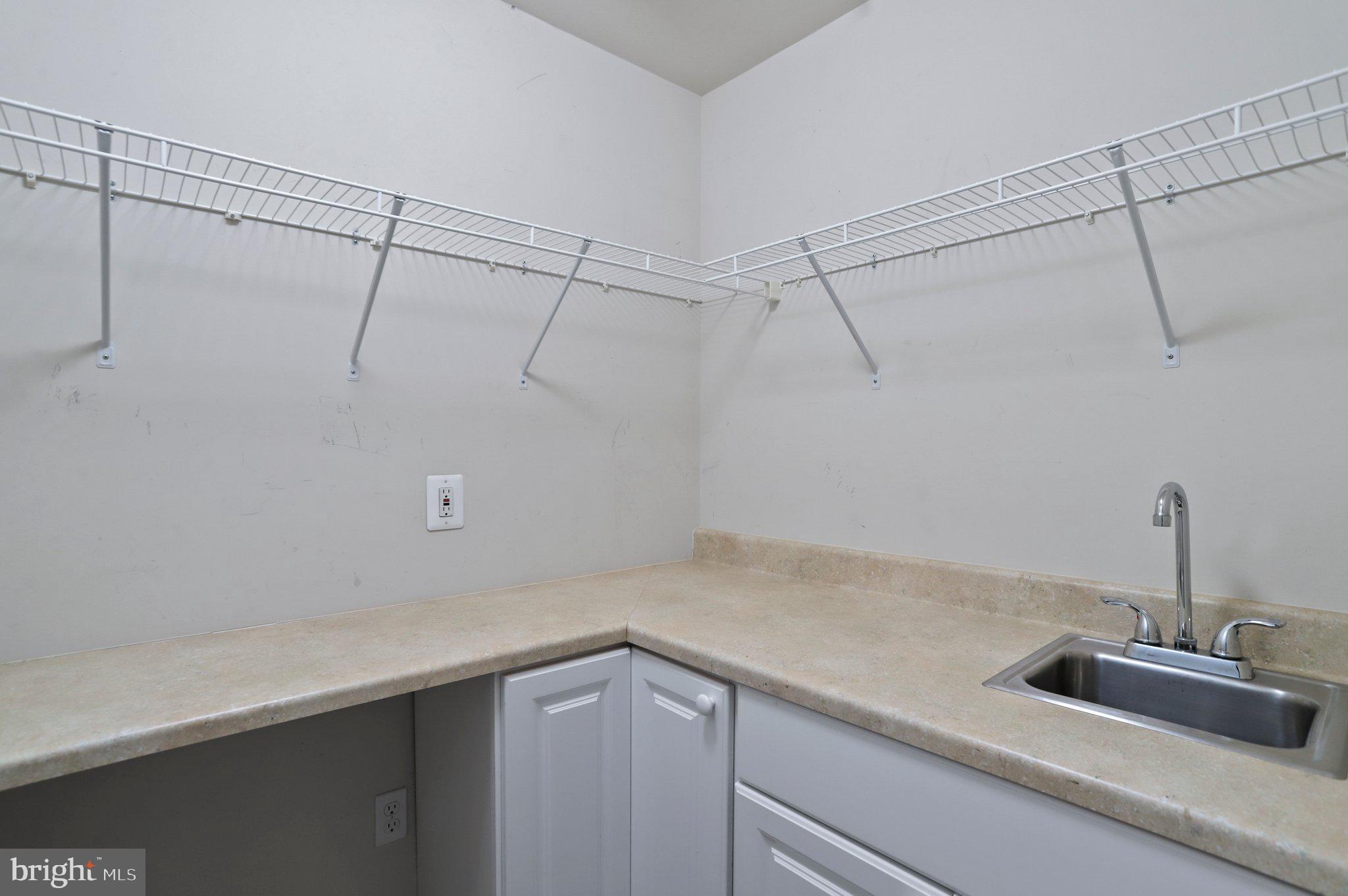 ELLICOTT CROSSING - Residential Lease