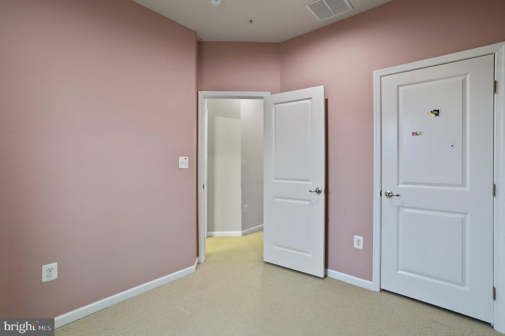 ELLICOTT CROSSING - Residential Lease