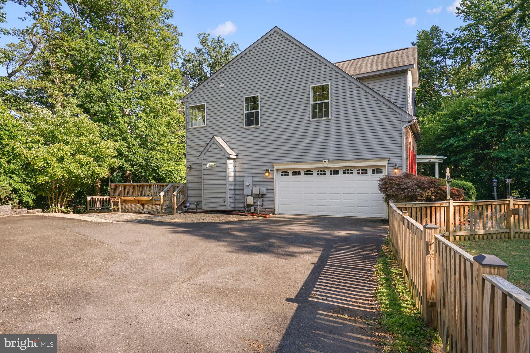 BALLANTRAE ESTATES - Residential