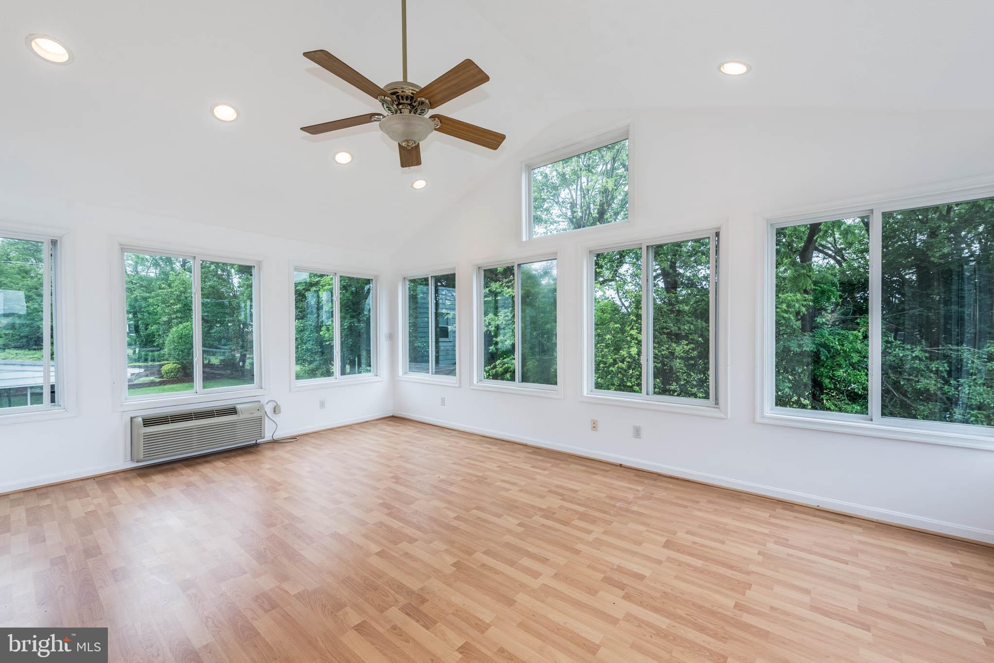 LINTHICUM HEIGHTS - Residential