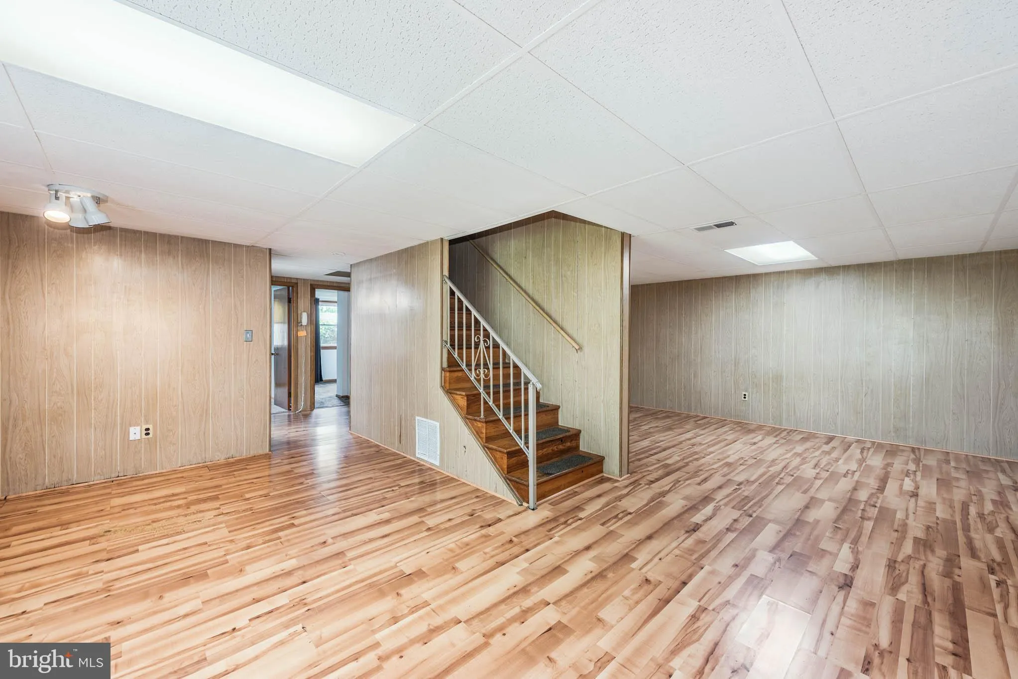 Linthicum Heights, Maryland 21090, United States, 4 Bedrooms Bedrooms, ,2 BathroomsBathrooms,Residential,Active,131756