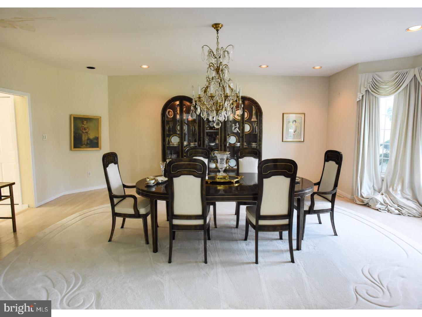 LONG LANE FARMS 3 - Residential