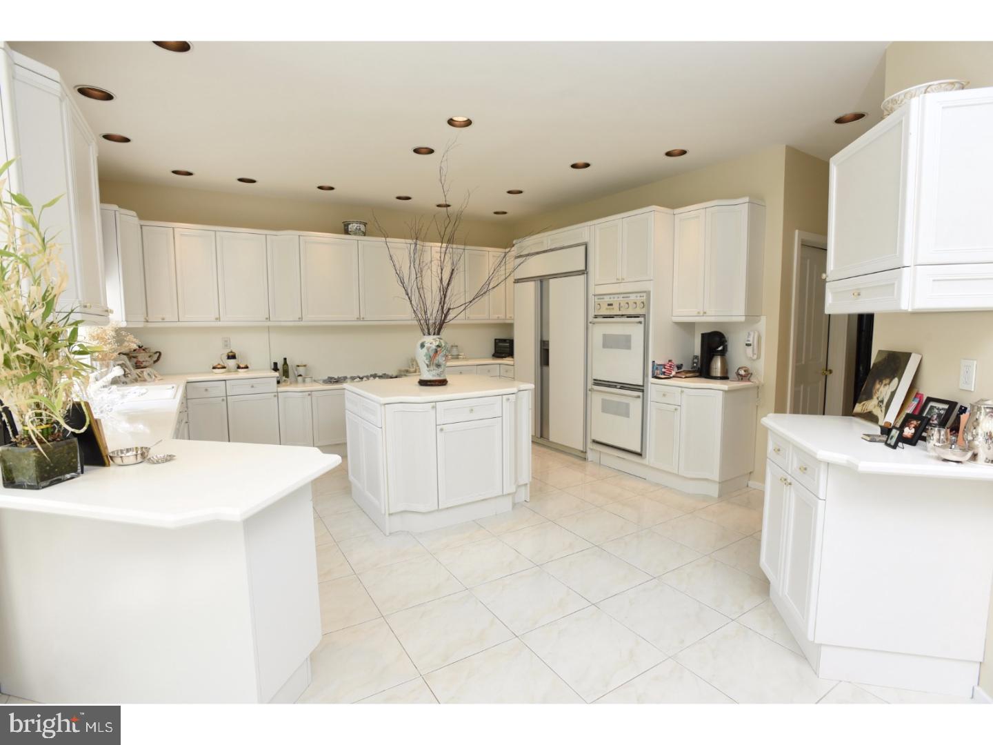 LONG LANE FARMS 3 - Residential