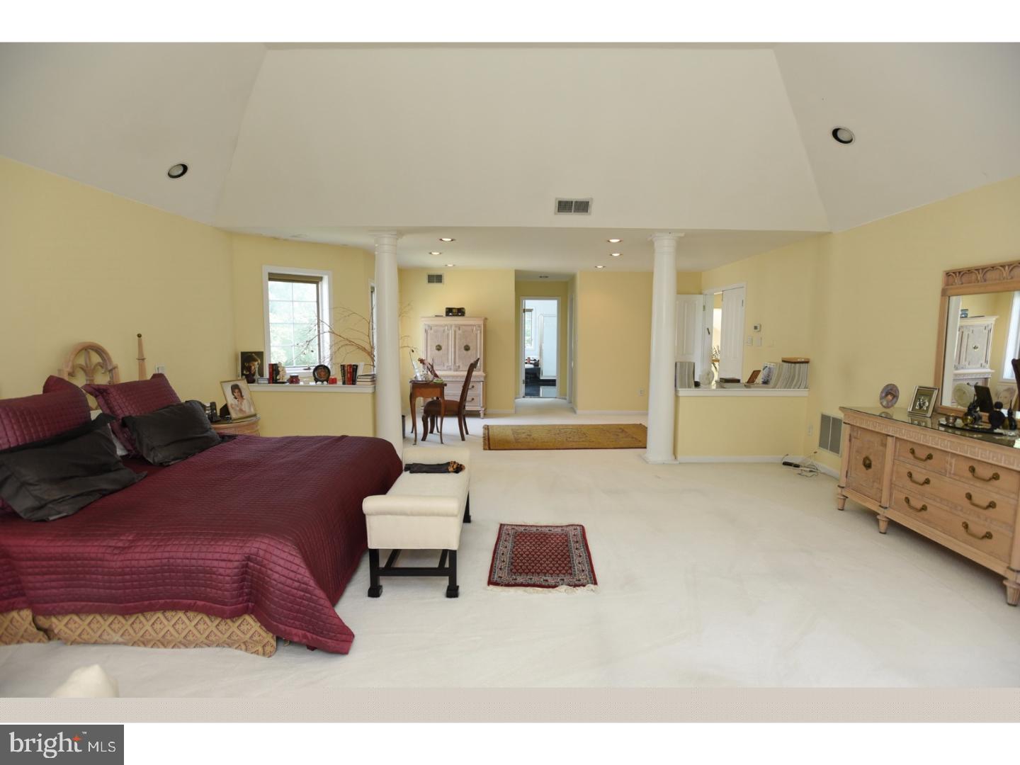 LONG LANE FARMS 3 - Residential