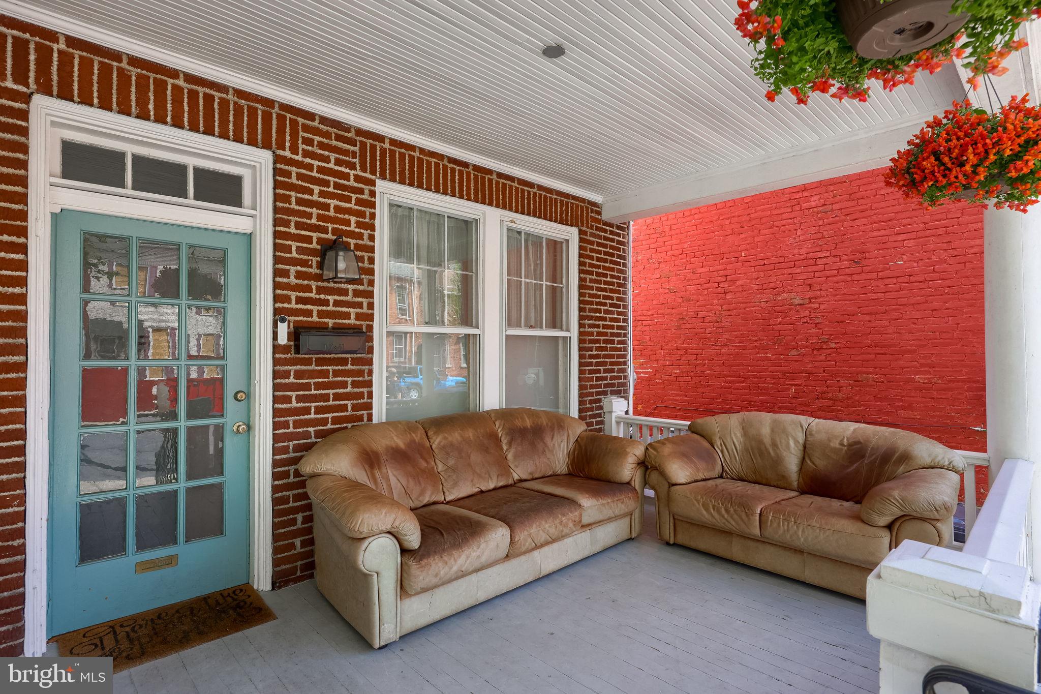728 WALNUT STREET