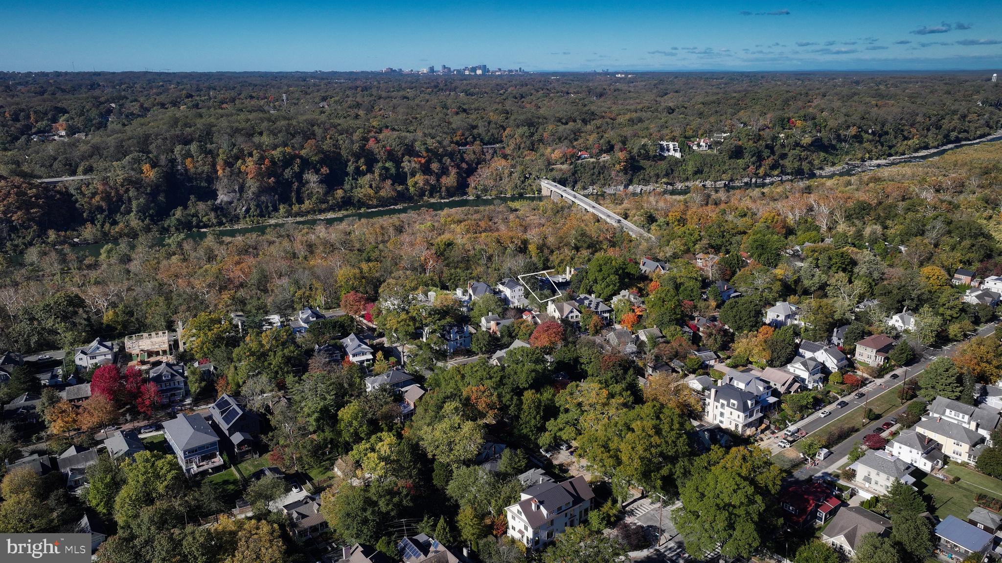 PALISADES - Residential