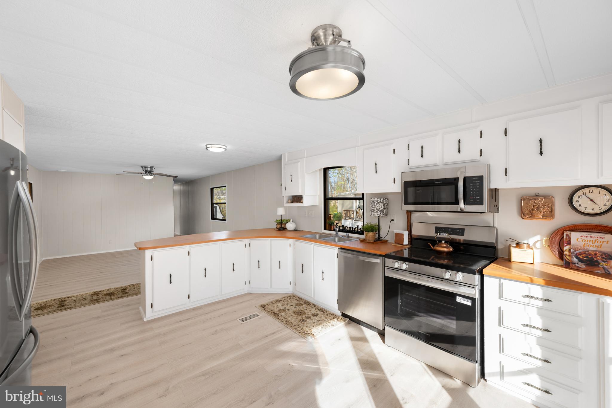 SWEET BRIAR MHP - Residential