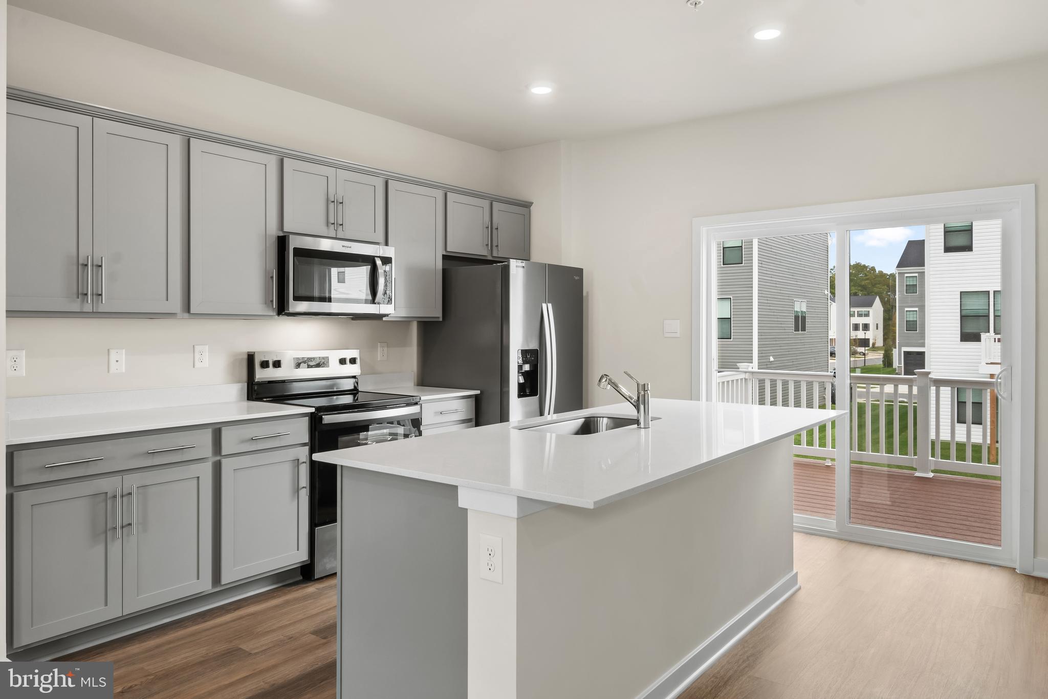 PINEGROVE - Residential