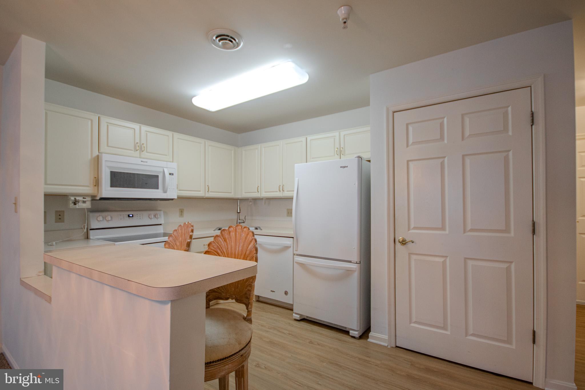 1103 S SCHUMAKER DRIVE C-006