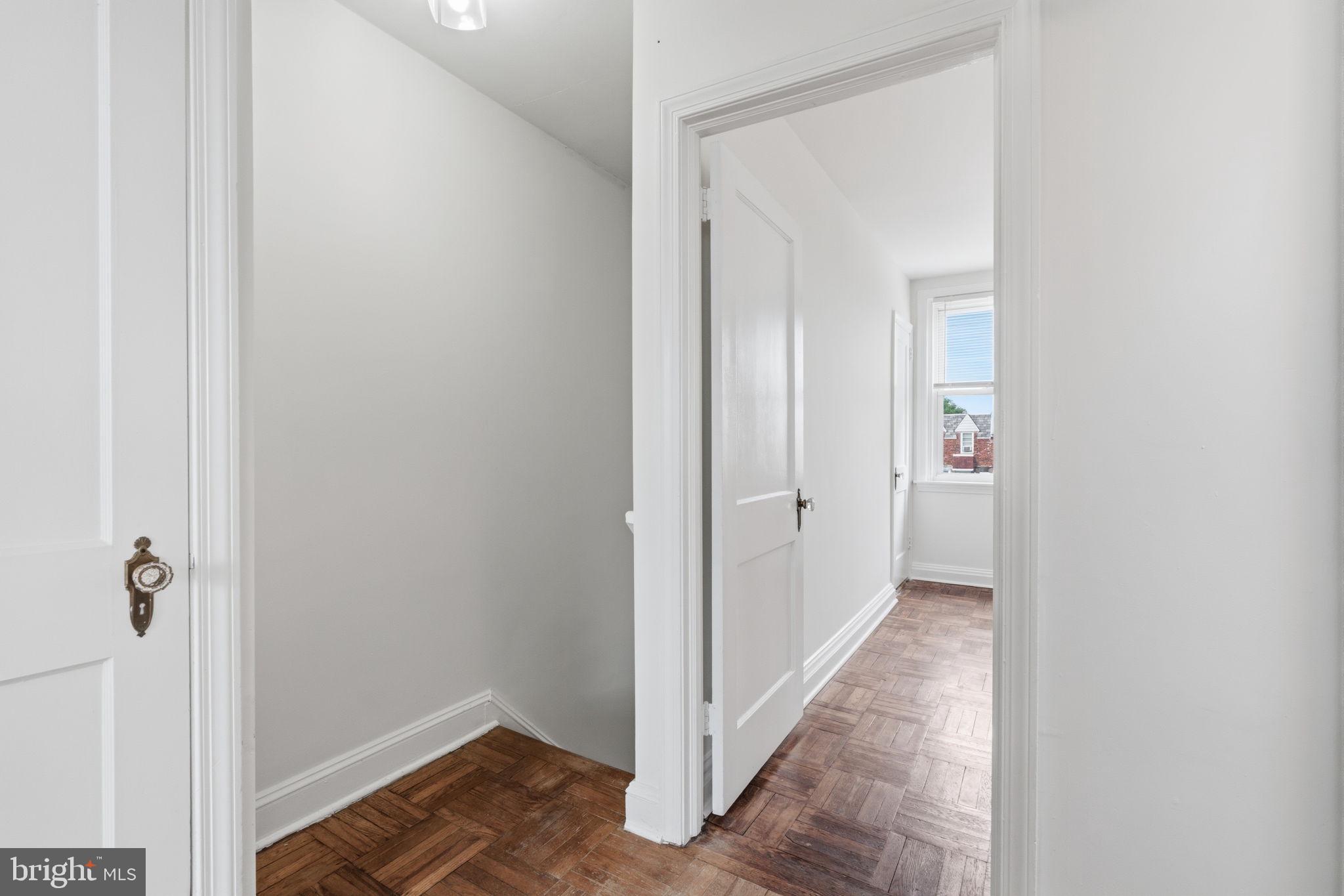 MAYFAIR (WEST) - Residential