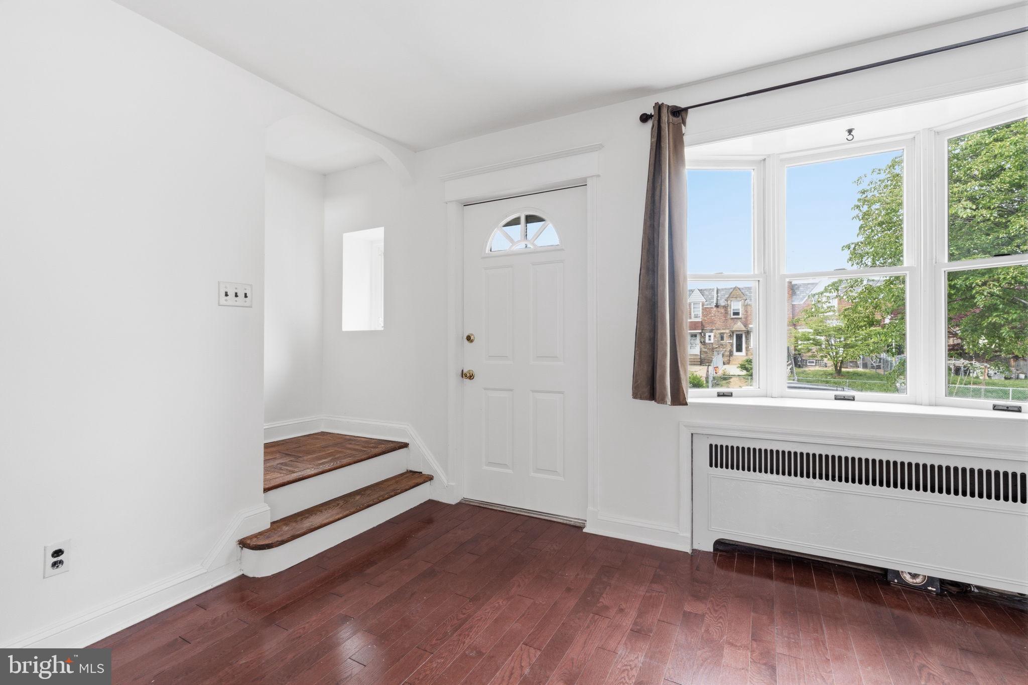 MAYFAIR (WEST) - Residential