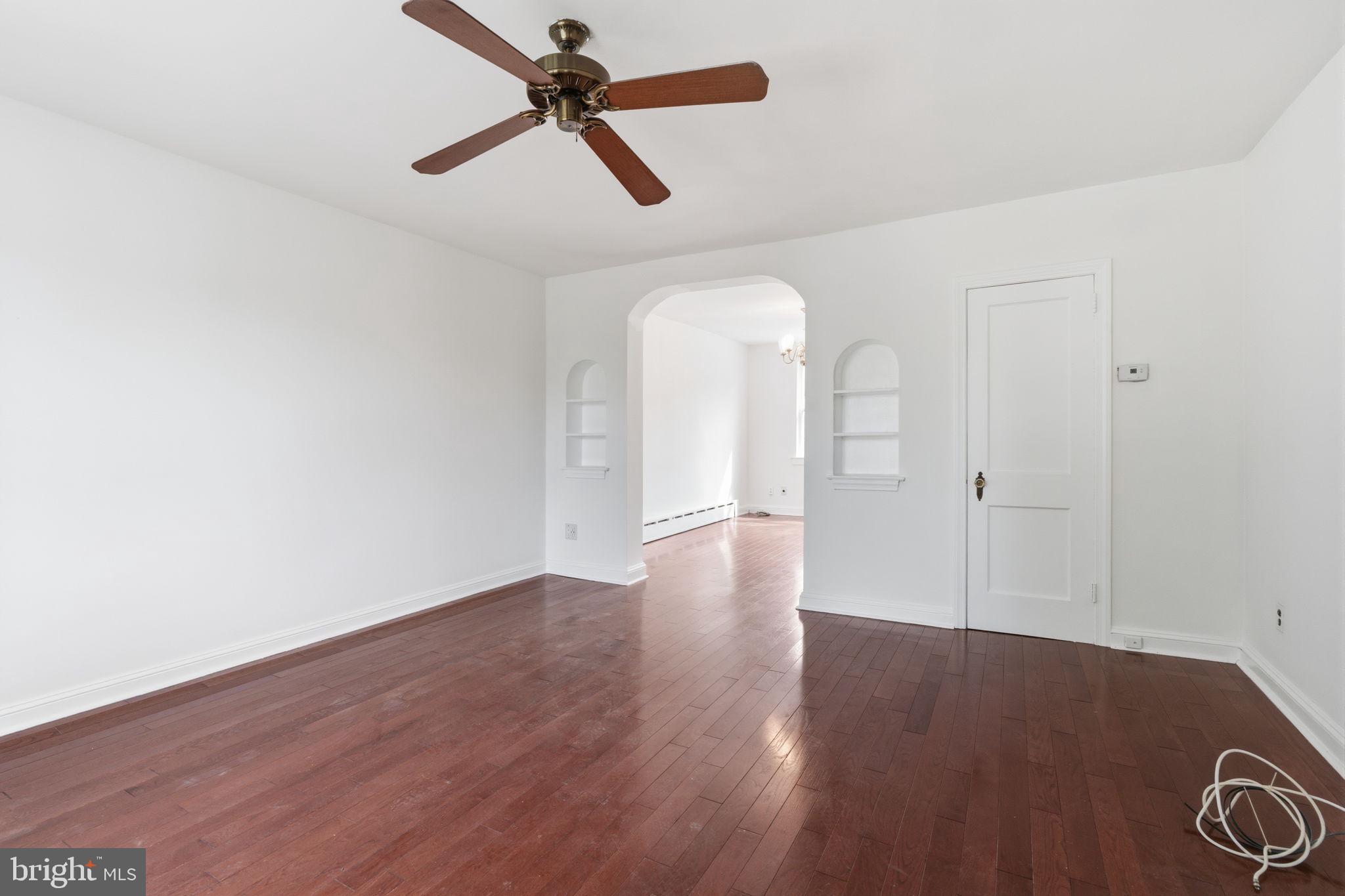 MAYFAIR (WEST) - Residential