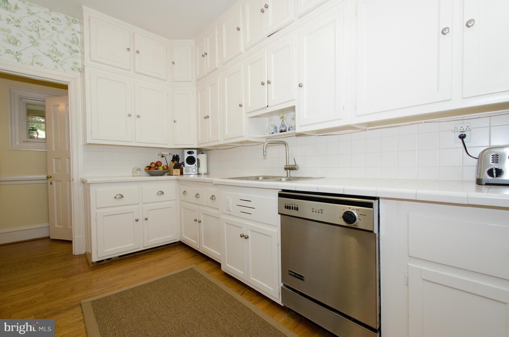 GREATER HOMELAND HISTORIC DISTRICT - Residential