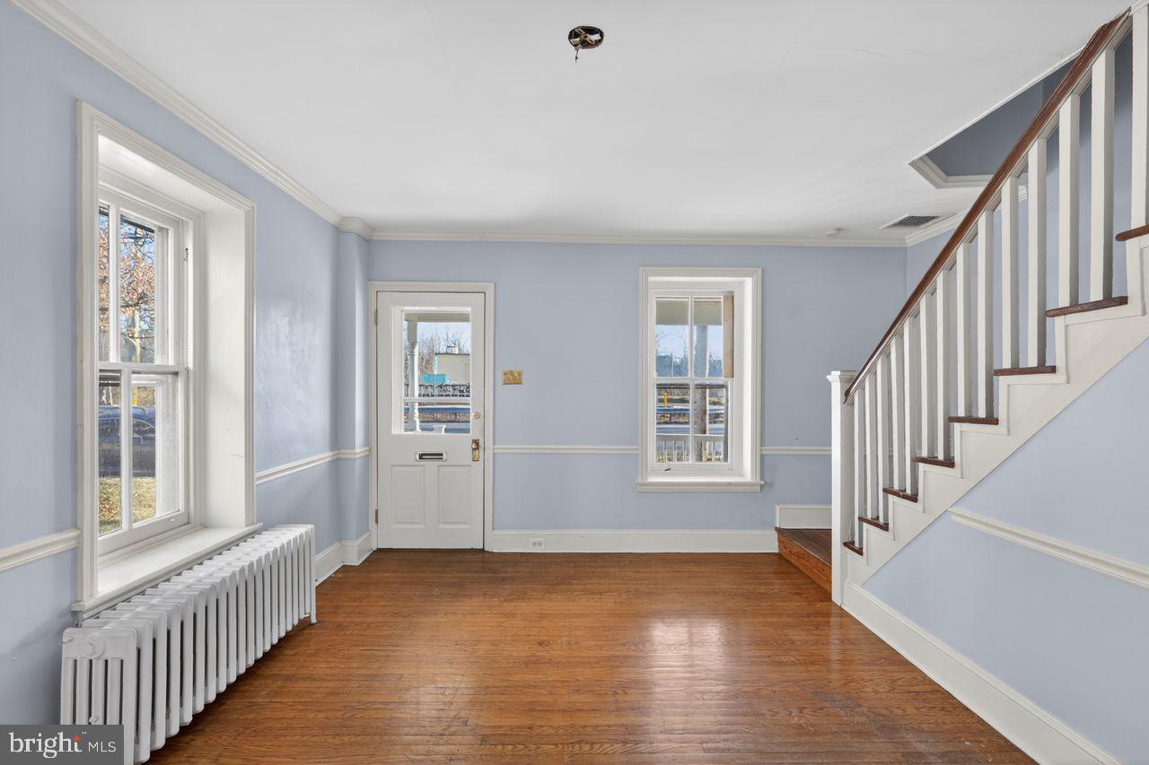 FORT WASHINGTON - Residential