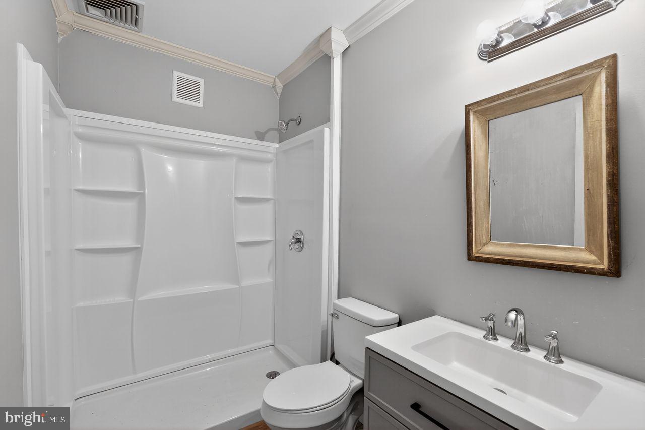 FORT WASHINGTON - Residential