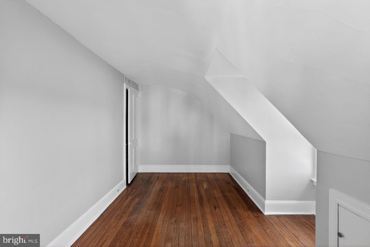 FORT WASHINGTON - Residential