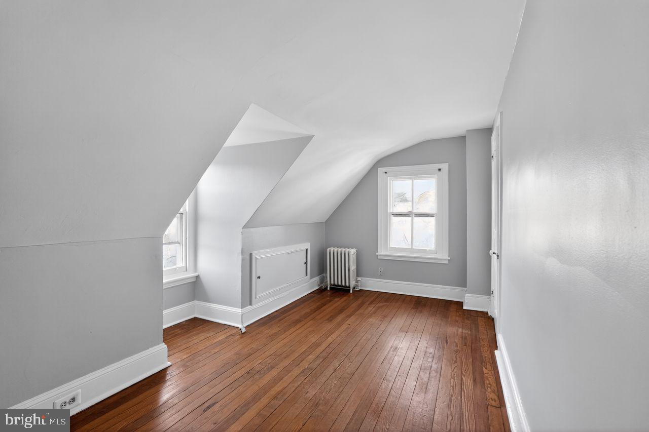 FORT WASHINGTON - Residential