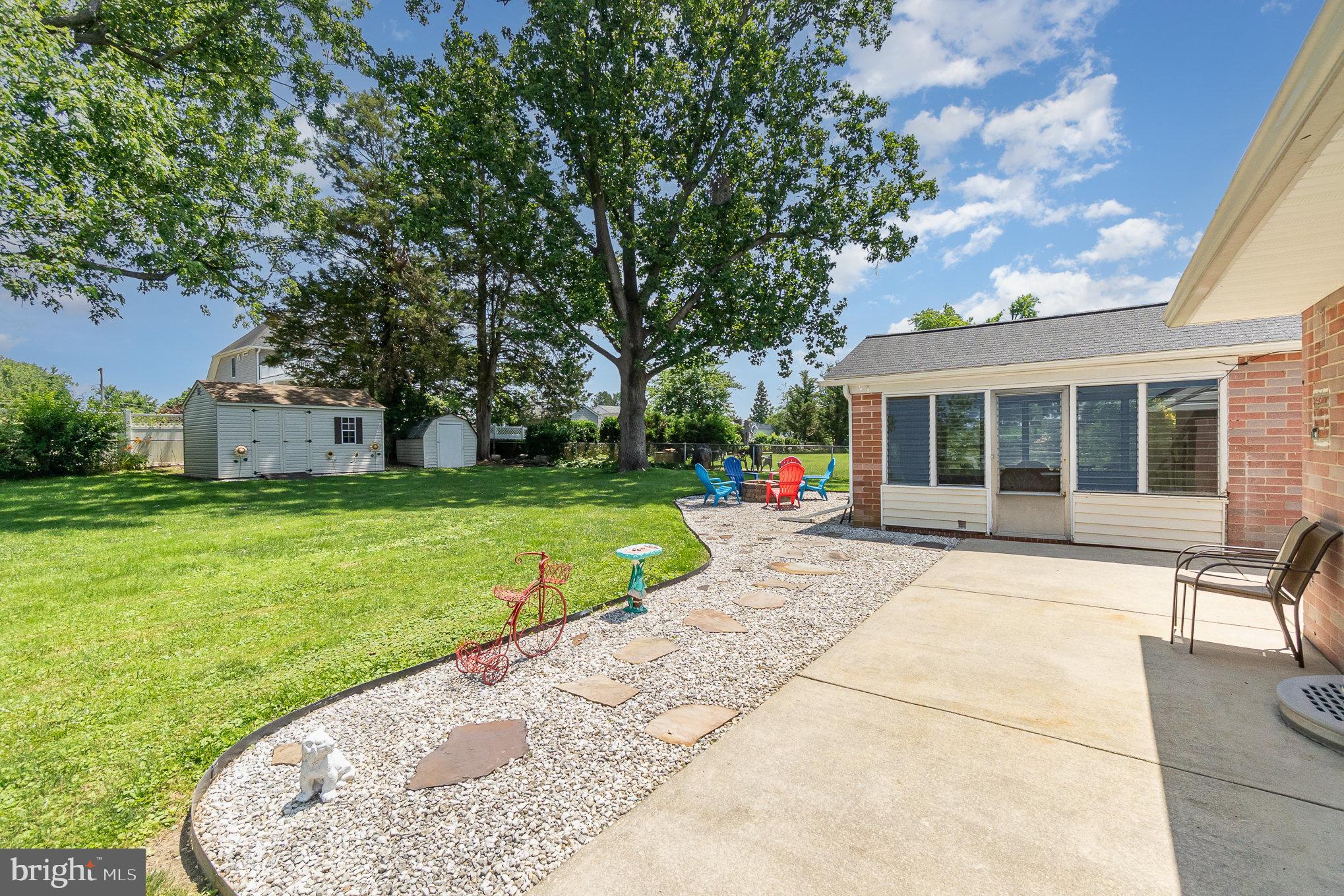 PERRY HALL - Residential